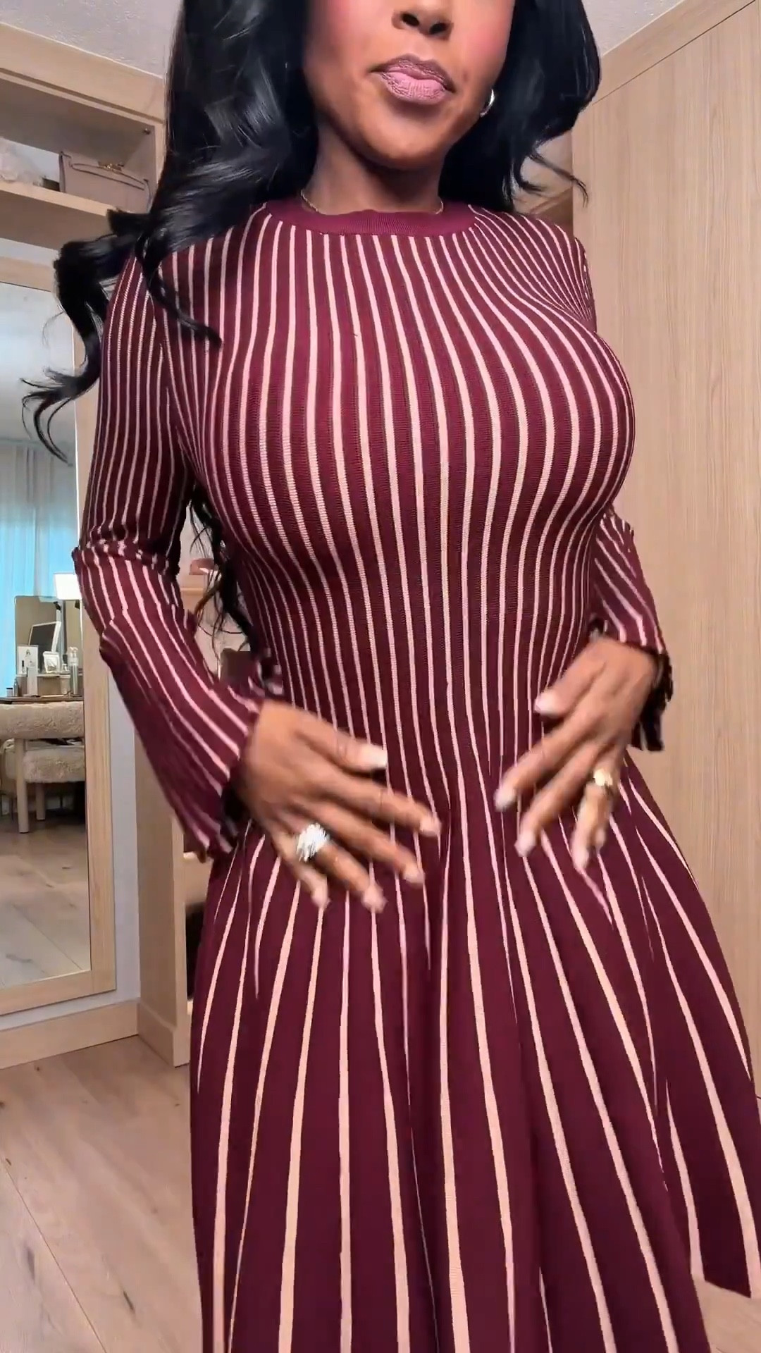 These are my favorite casual Valentine’s Day looks — the kind that don’t feel overdone but still feel intentional.

Here’s where I’d actually wear each look:
	•	❤️ Red top + leather pants → dinner dates, drinks, girls’ night, rooftop bar
	•	🍷 Burgundy mini dress → date night, birthday dinner, Valentine’s weekend plans
	•	💃 Red lace top + trousers → dressy dinner, cocktails, Valentine’s events
	•	🌸 Striped mini dress → brunch dates, daytime plans, casual Valentine’s celebrations
	•	👖 Red blazer + jeans → workday Valentine’s outfit, casual dinner, coffee date

All of these are easy to mix back into your wardrobe — swap shoes, add a coat, or dress them down with flats or sneakers

Size small I’m 5’4 | 140lbs | 36D -27 -40  IG & YT: kirasfashionfinds TT: kiraabboud .

Everything from these looks is linked below 👇🏽
✨ Quick note: if an item opens in a different color, still click it — that means the same silhouette comes in multiple color options.

Follow my LTK @kirasfashionfinds on the @shop.LTK app to view this post and get my exclusive app-only content!

#liketkit #LTKgrwm #LTKPetite
@shop.ltk
https://liketk.it/5Ljx4