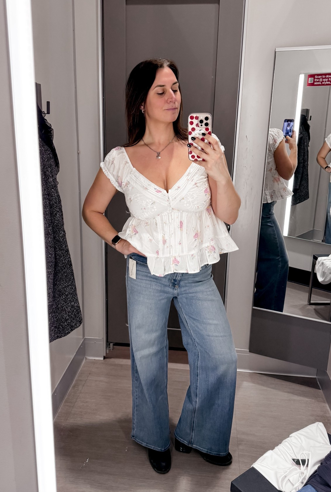 Spring top from Target. 

#LTKMidsize #LTKSaleAlert #LTKmomlife