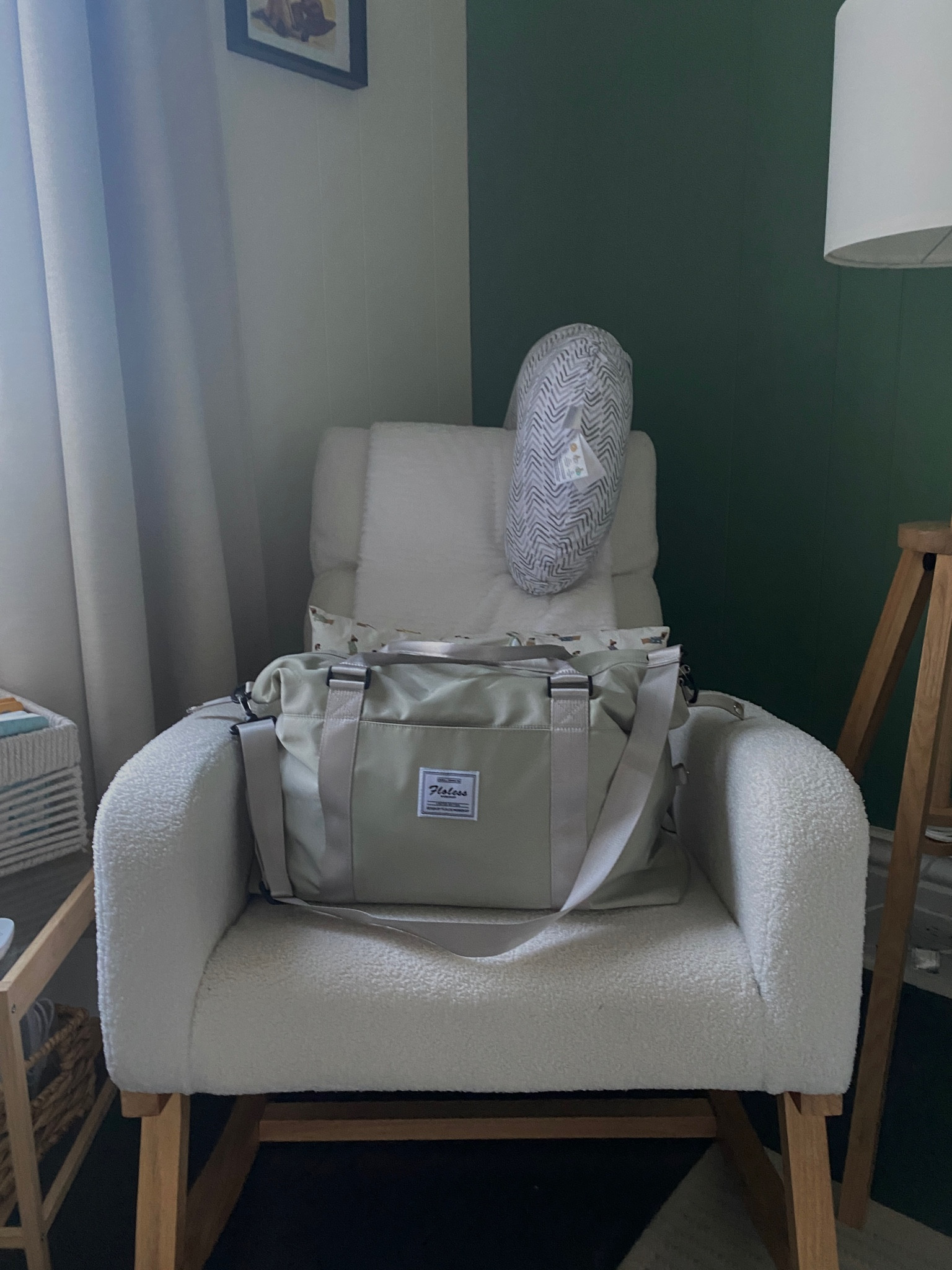 in love with this bag! using it for the hospital 👼🏼🏥

#LTKbump #LTKitbag #LTKbaby