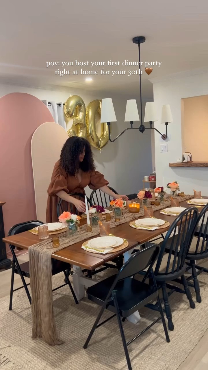 best last minute decision 🫶🏽🎂🥂🤎
if you’re questioning what to do for your birthday (because let’s be real — so many of us do) and throwing a party anywhere but home seems overwhelming I 10/10 recommend having a memorable night right at home with your closest friends. It was just what I needed ✨ 

Comment SHOP for links to everything (outfit, table set up, backdrop + decor!) 

#dinnerparty #30thbirthday #hostingera
