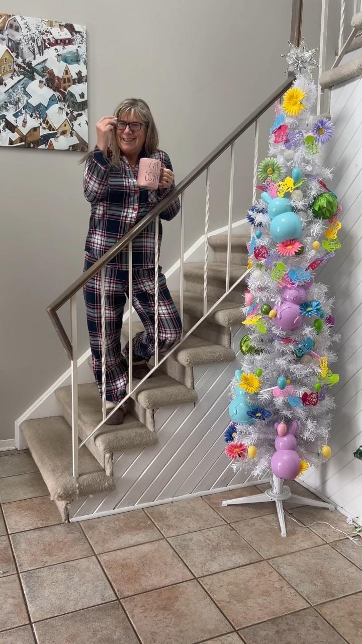 Works better with sound on. the snow is back again and so am I. 

Spring is all about dealing with snow and weird weather lol. Putting away the Easter and getting ready for true spring style 

#LTKVideo #LTKmidsize #LTKfindsunder100