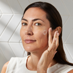 No7 Future Renew™ Serum 25ml | Priceline Pharmacy (AU)