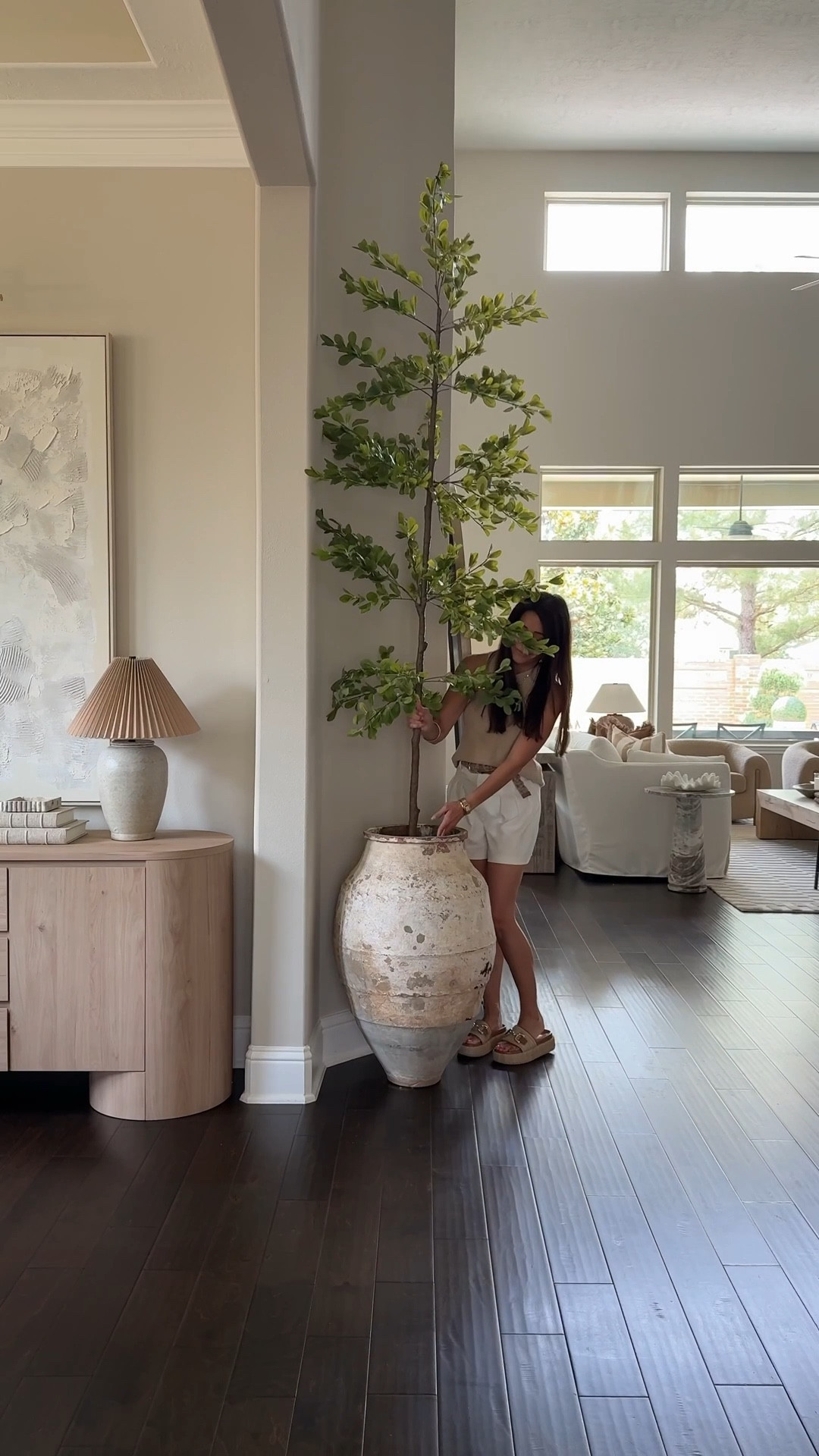 These viral Amazon finds are 100% worth the hype—pieces I own, use daily, and would absolutely buy again. The kind of elevated details that make your home feel styled without overthinking it.

Everything is linked for easy shopping 🤍

 amazon home finds, viral amazon decor, trending home items, amazon favorites 2026, home styling essentials, timeless home decor, elevated everyday pieces, designer look for less, curated home finds

#LTKstorytime #LTKHome