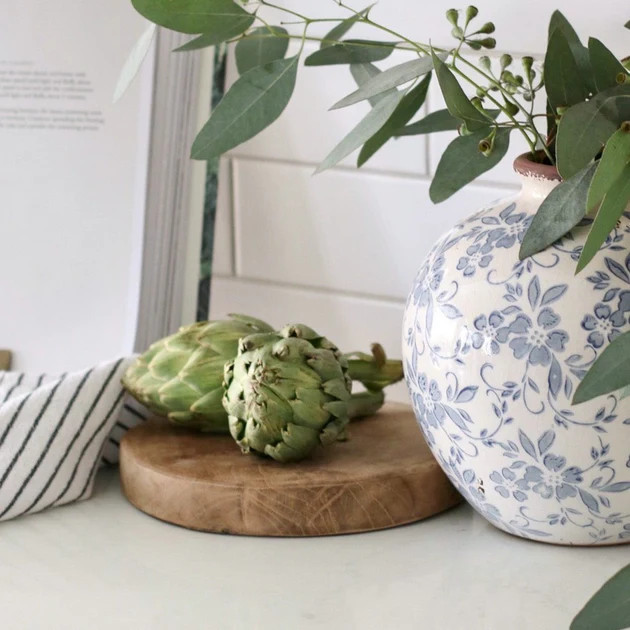 Ivy Teakwood Riser | Pepper + Vetiver