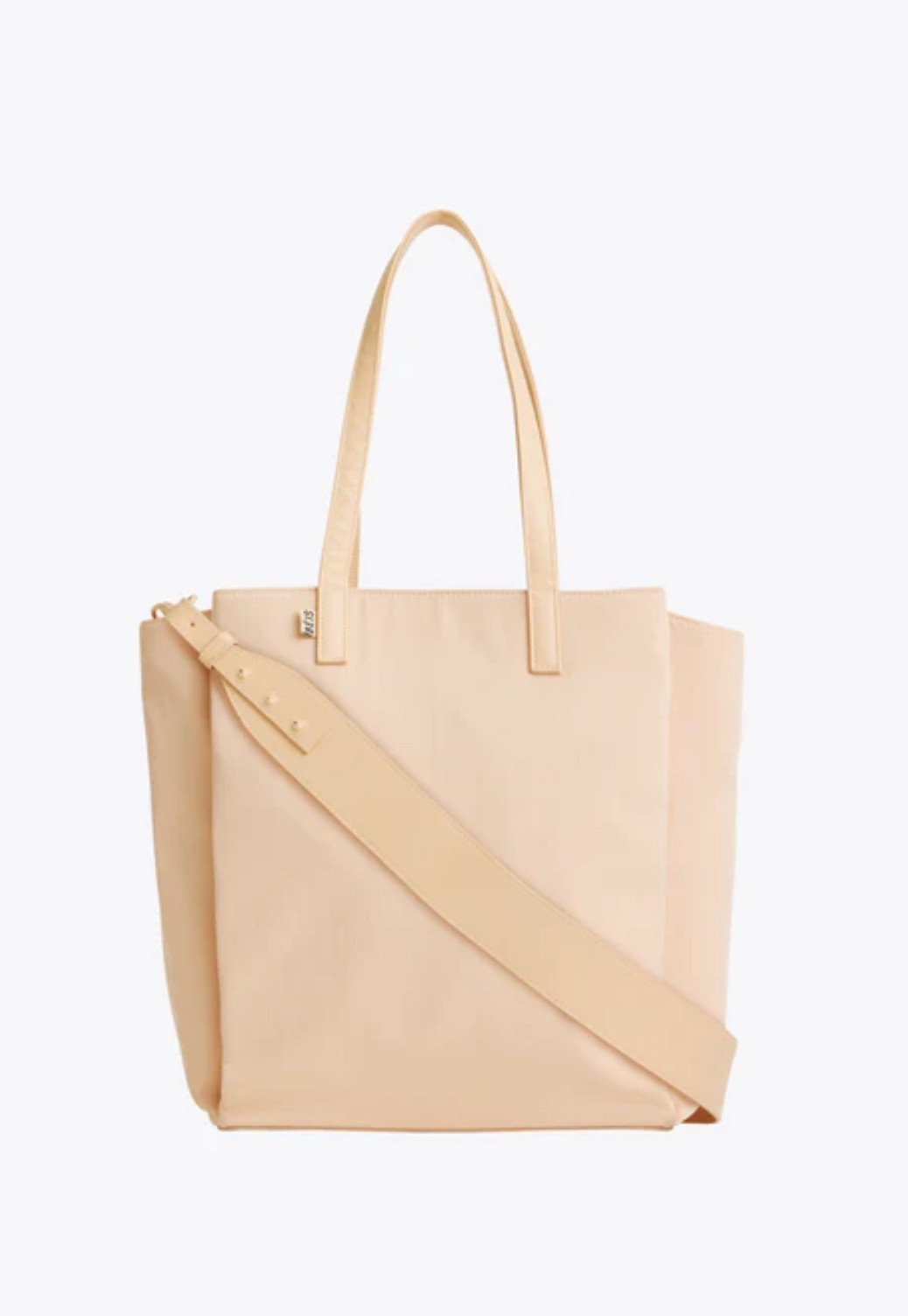 My favorite travel tote 

#LTKTravel #LTKItBag #LTKStyleTip