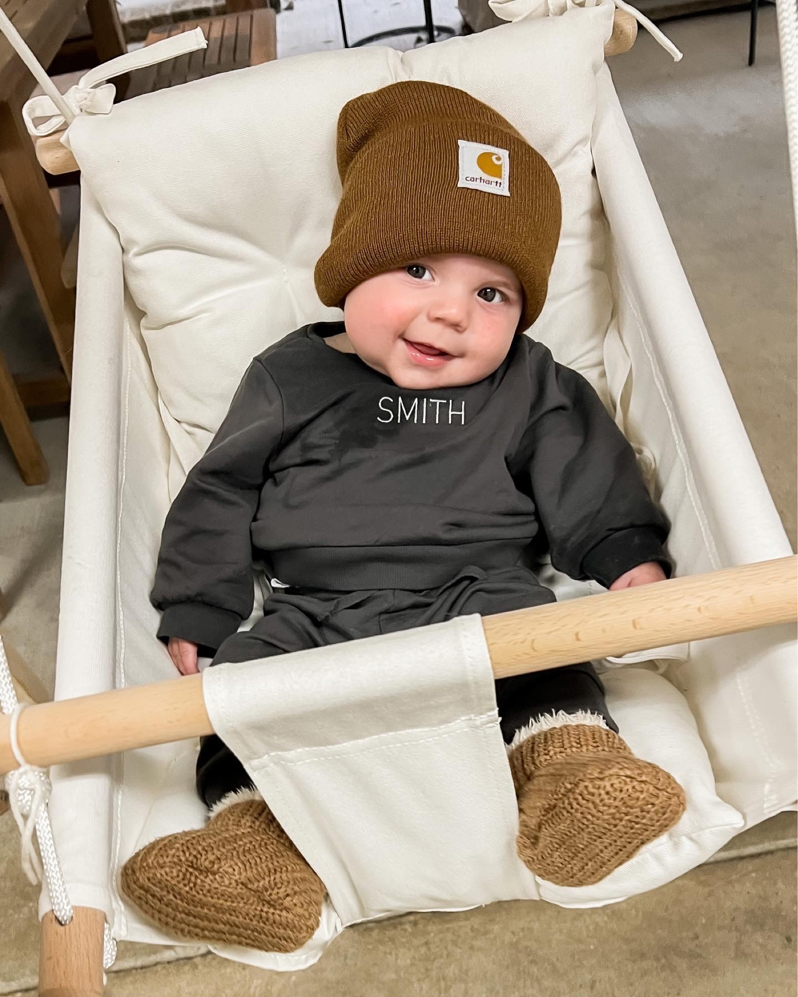 Newborn on sale carhartt hat