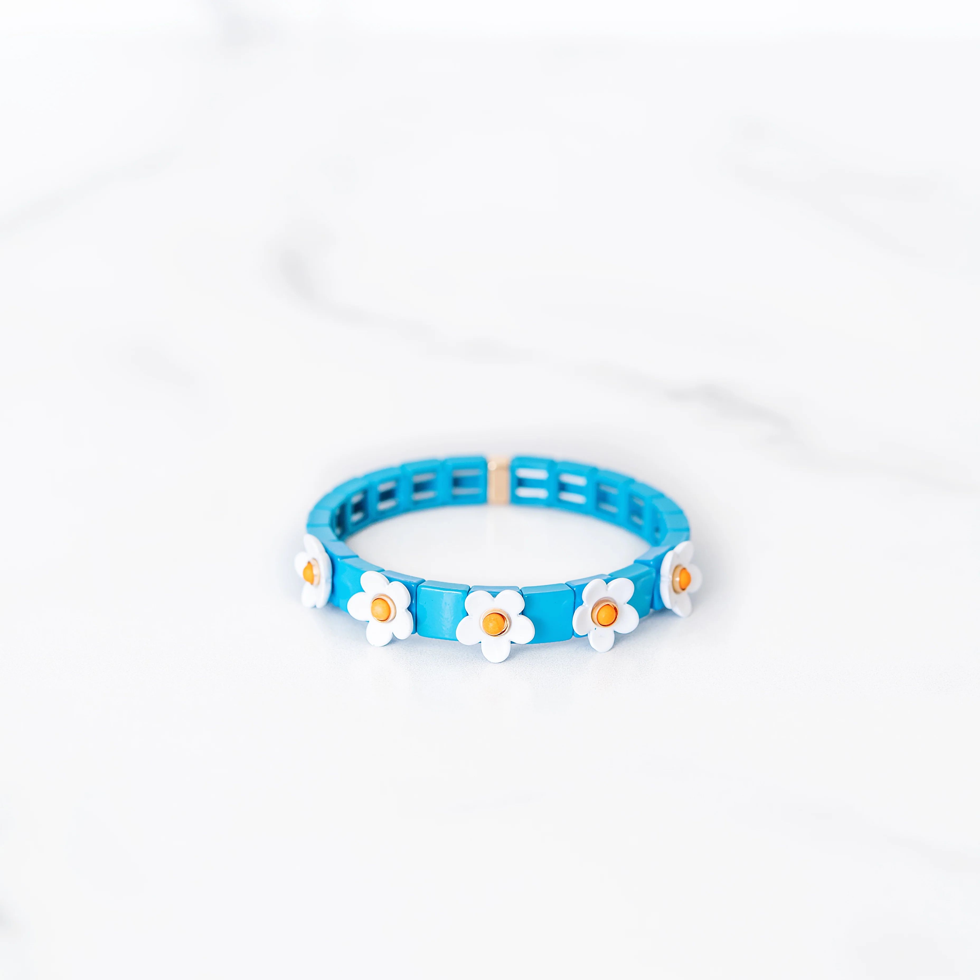 Blue and White Daisy Tile Bracelet | Golden Thread
