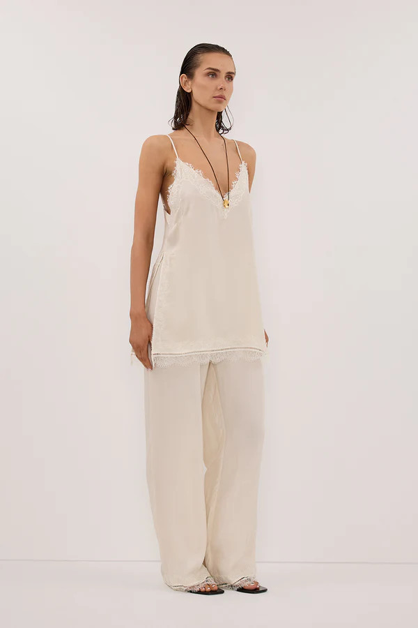 ANDREA SANDSTONE SLEEVELESS LACE CAMI TOP | DISSH