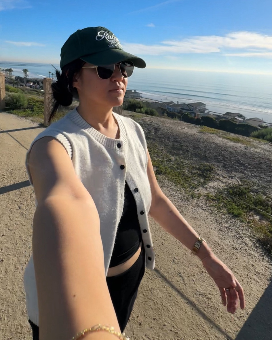 not the most appropriate hiking gear but looked cute for brunch still?

#LTKfitnessgoals #LTKdayinmylife #LTKgrwm