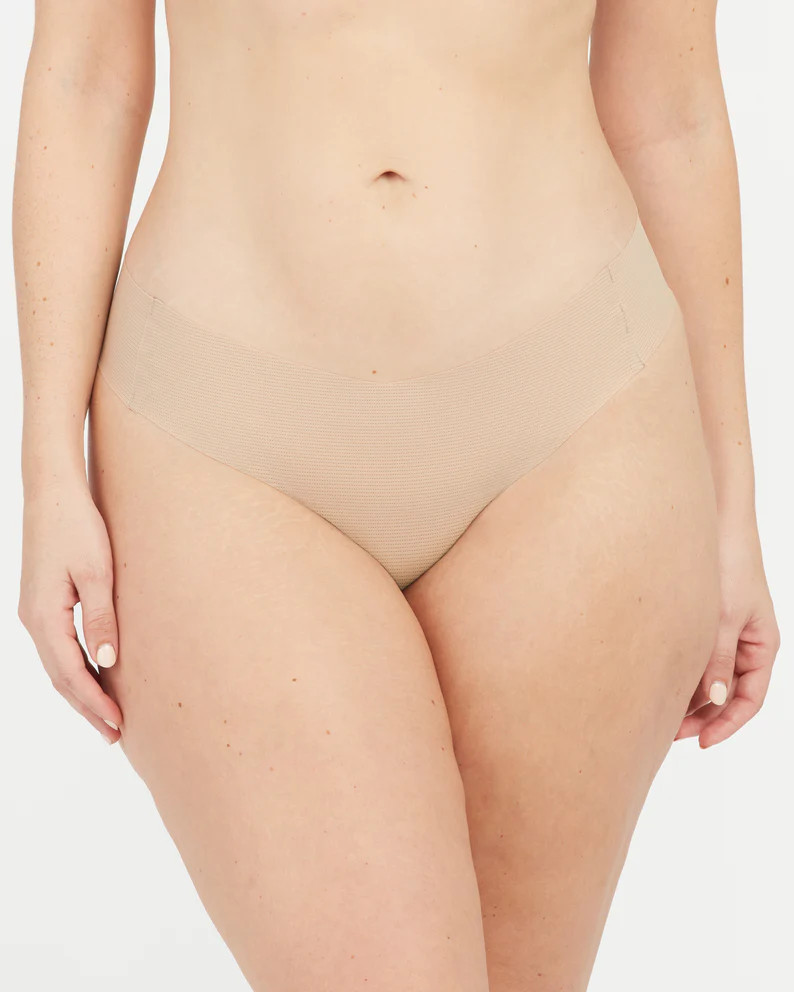 Under Statements® Thong | Spanx