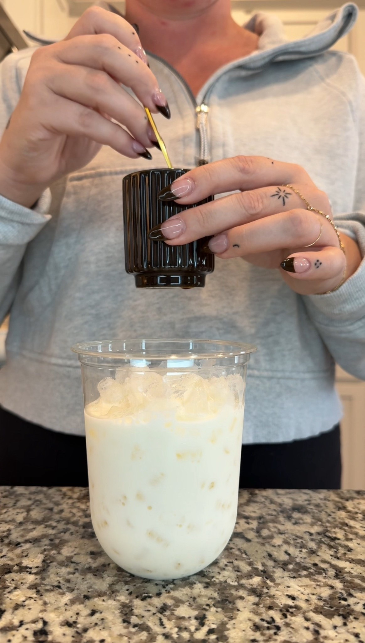 Coffee To-Go Cups