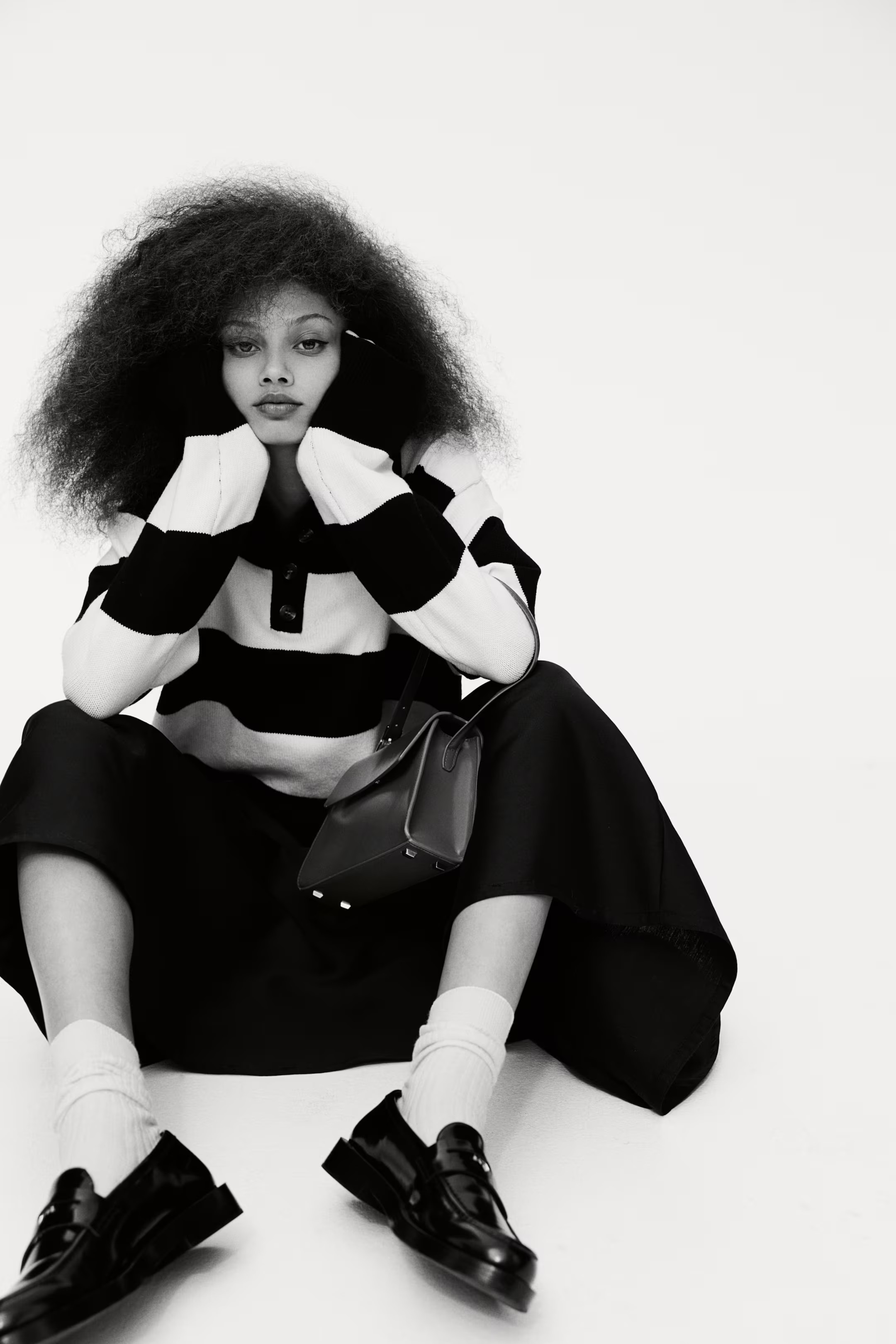 Fine-knit polo shirt - Black/White striped - Ladies | H&M GB | H&M (UK, MY, IN, SG, PH, TW, HK)