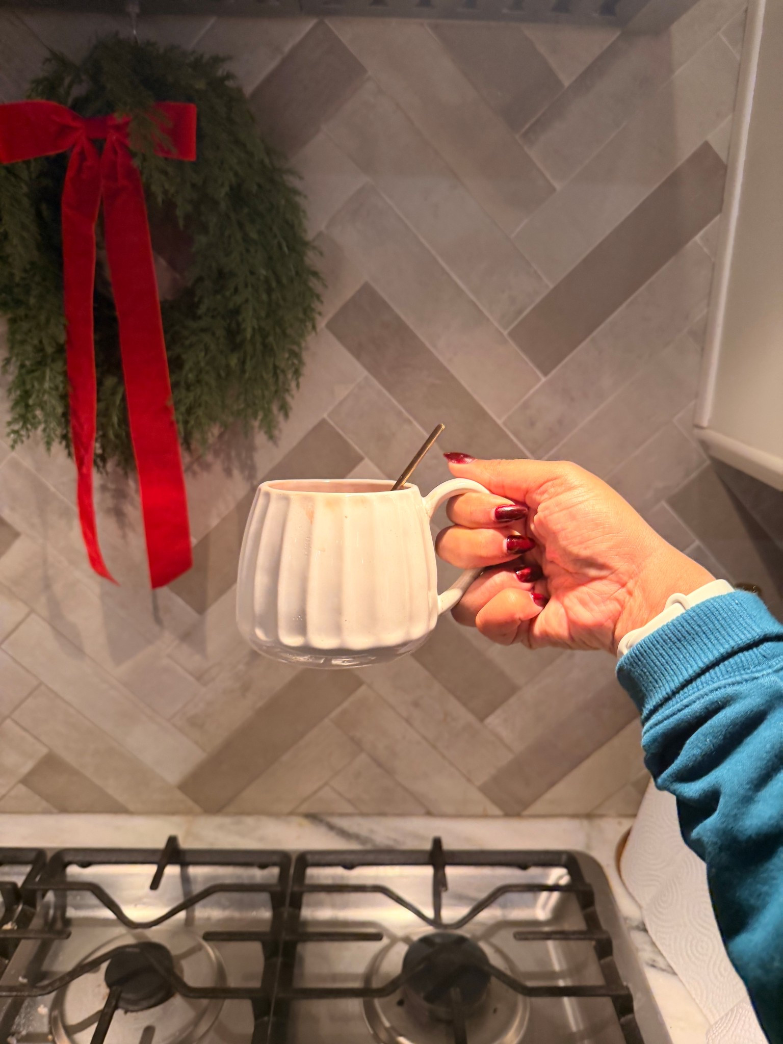 I am obsessed with mugs. I just have to have the cutest ones to make my morning coffees or tea feel good. This did not disappoint 

#LTKselfcare #LTKHome #LTKFindsUnder50