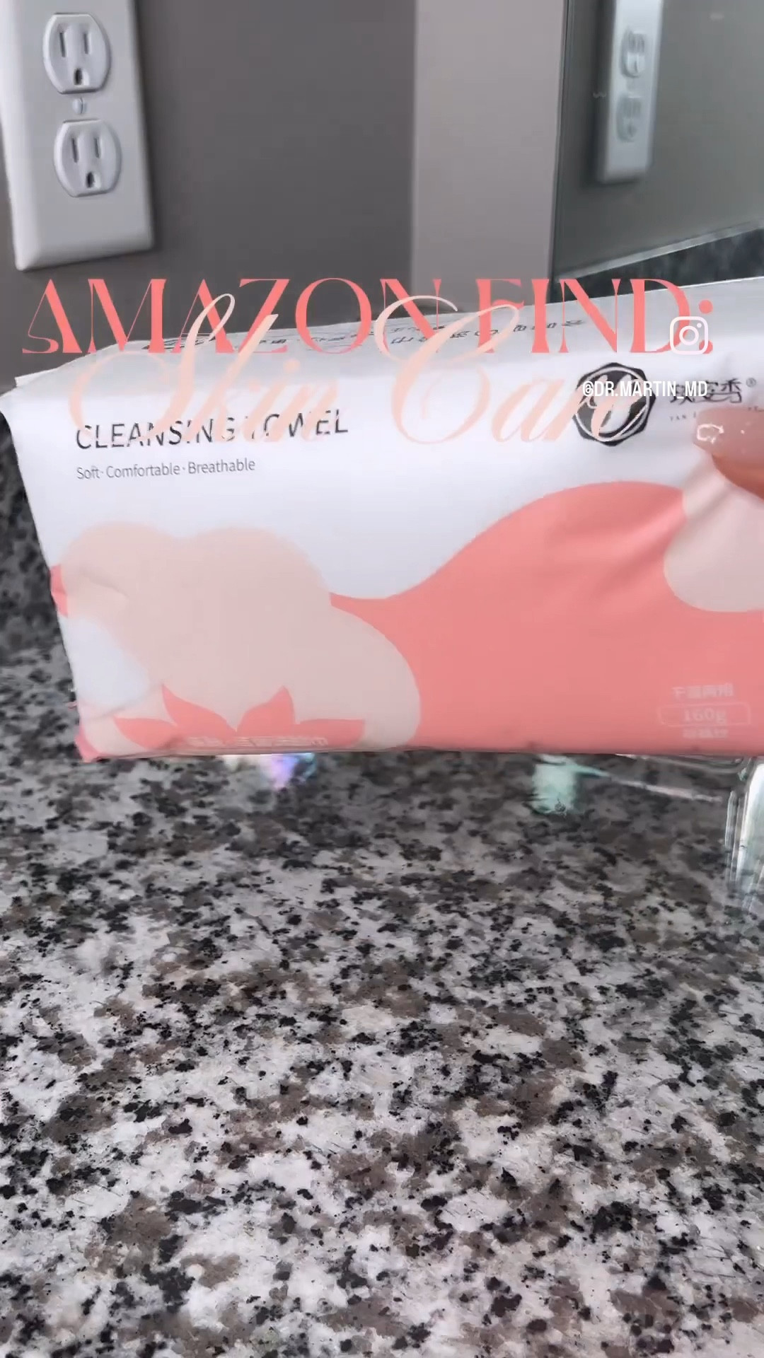 𝐀𝐦𝐚𝐳𝐨𝐧 𝐅𝐢𝐧𝐝𝐬: 𝒮𝓀𝒾𝓃 𝒞𝒶𝓇ℯ 

1. Acrylic paper towel holder 
2. Disposable face towels

One thing I implemented into my skin care routine that made a very big difference was using disposable face towels. Bacteria, fungus, dead skin cells, oils and other debris can collect on Hand/Face towels so reusing them increases your chances of acne. 

These towels are very soft and gentle on the skin. They are also recyclable. That’s a plus for you and the environment. 💋

#AmazonFinds #SkinCare #SkinCareRoutine #FaveTowels #disposablefacetowels #acne #acnetreatment #acnescares #spa #spaday #amazonlinks

#LTKunder100 #LTKFind #LTKbeauty