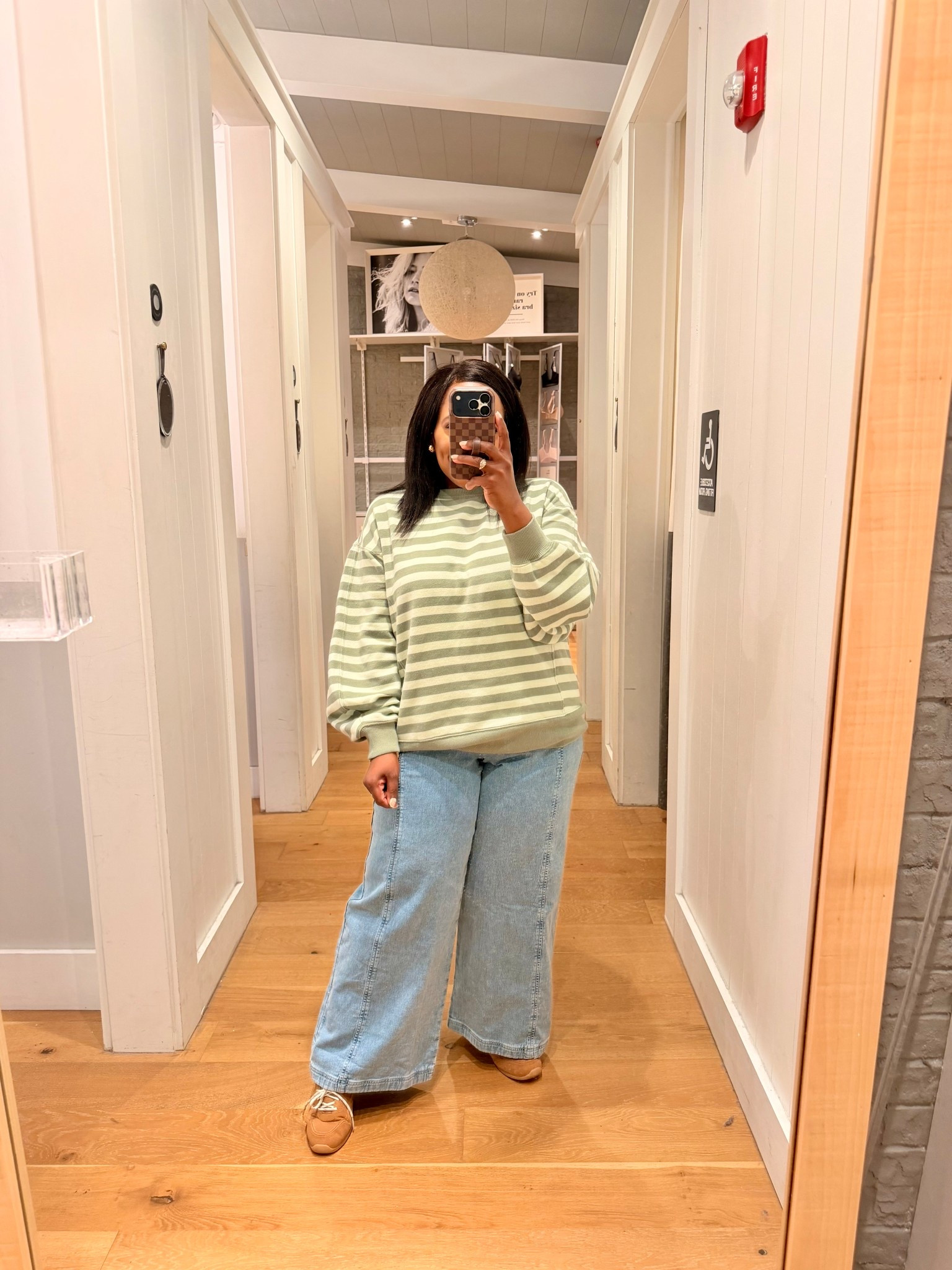 Fell in love with this casual weekend look from @Aerie !! 

#LTKSpringSale #LTKPetite #LTKgrwm