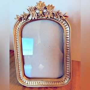 Badgley Mischka Gold Rounded Floral Vine Photo Frame - 5 x 7 | Poshmark
