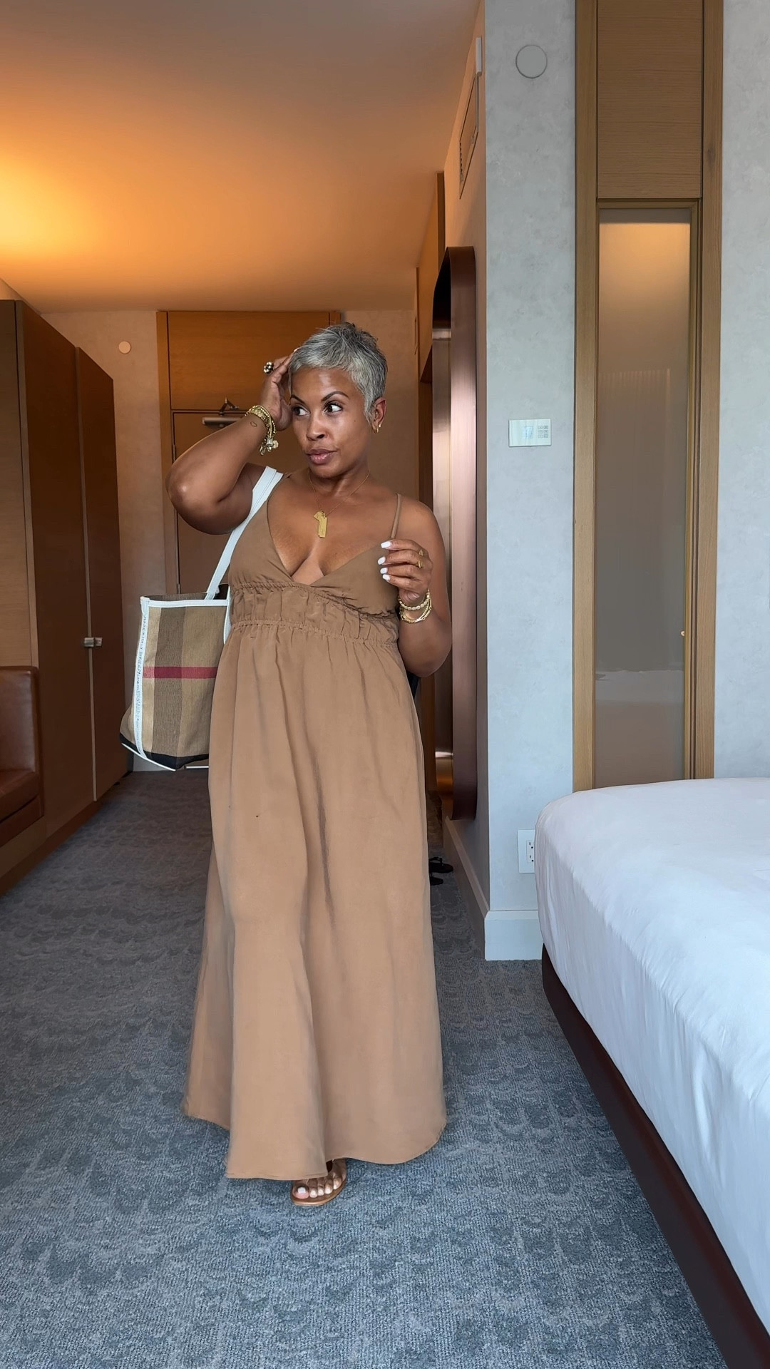 For sizing reference: I'm 5'2 | 150lbs | ftts | wearing a small | size up for looser fit

Disclaimer: some items may be limited availability 😫 but tagging a few similar pieces and linking what’s available! 🫶🏽


#outfitinspo #flyageless  #silverhair #pixiecut #shorthairstyle #midlife #fashionover40 #stylereel #LTKStyle #ootd #outfitcheck #outfitdetail #fitcheck #fashionover40 #casualchic #fashionreelcreator #silverhair #whattowearnow #greyhair #streetsyle #outiftinspo #casualchicstyle #LTKParty #LTKFashionFinds

#LTKOver40 #LTKStyleTip #LTKBeauty