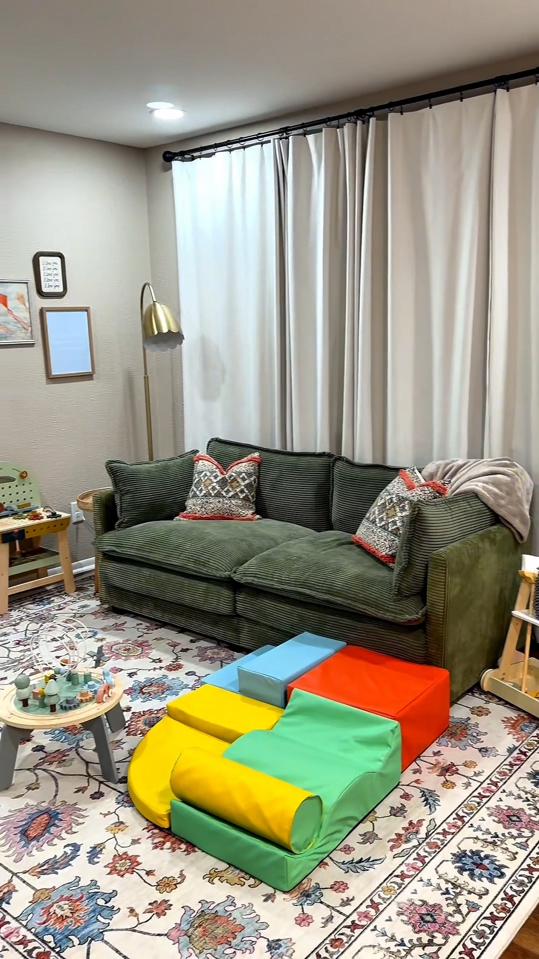 My favorite room in the house! 🤗🧸🌈



#LTKFindsUnder100 #LTKmomlife #LTKBaby