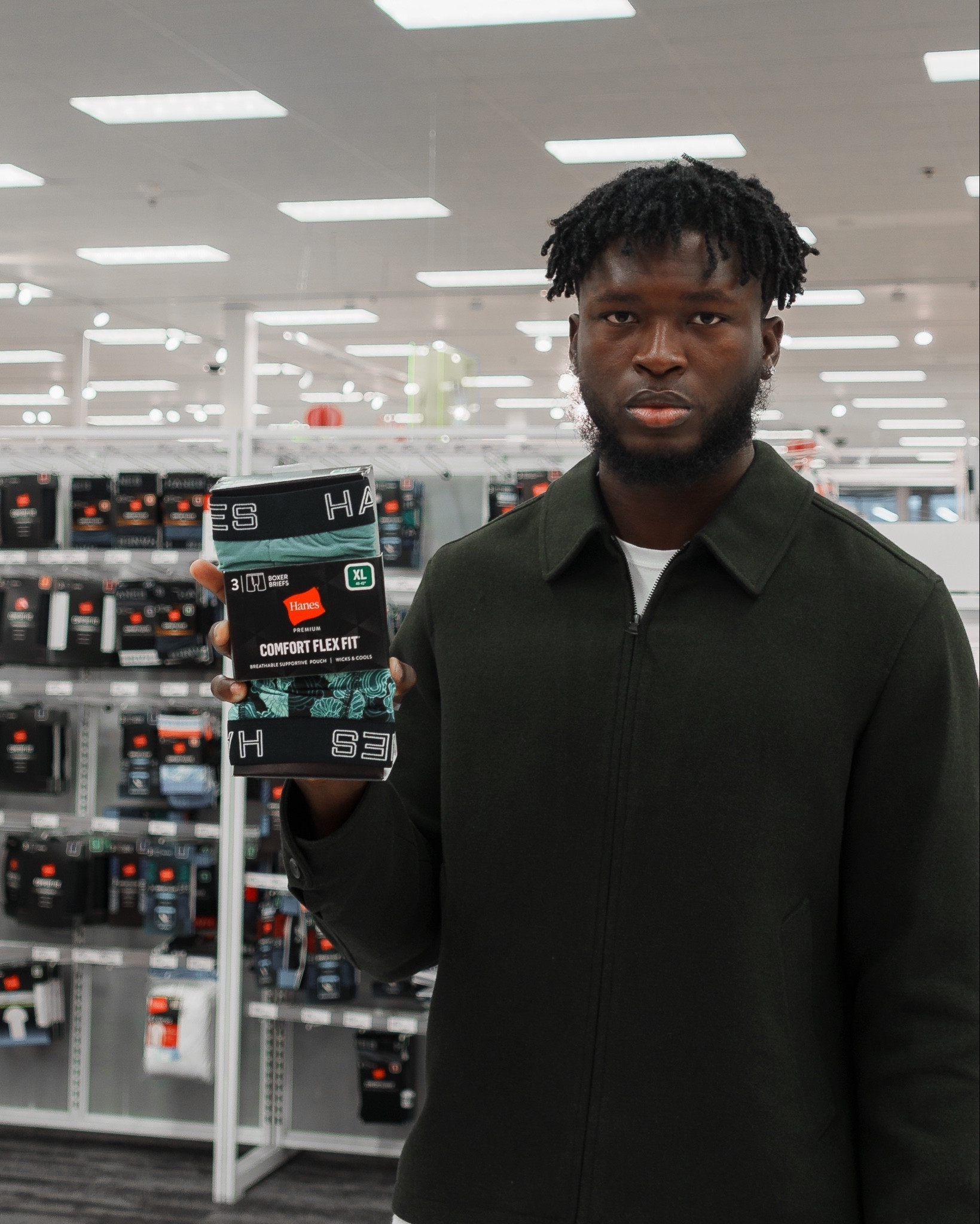 #ad If you value both quality and comfort, you'll love the @hanes Hanes Premium Comfort Flex Fit@ Cotton Modal Stretch Boxer Brief. These boxer briefs offer exceptional support and freedom of movement, perfect for all-day comfort.

As an athlete, I'm a huge fan of the Proven FreshIQ™ Advanced Odor Protection Technology and moisture-wicking properties.

The 3-Pack also comes in assorted colors for a versatile and stylish addition to your wardrobe.

If you're also looking for a versatile T-shirt this fall, the @hanes Hanes Premium 3pk Label Men's Crew Neck Undershirt would be perfect for you. Stay cool and comfortable all day long with their stylish crewneck design and cotton stretch blend fabric.

You can grab both products from @target below!
•
•
•
#Target #targetpartner #HanesxTarget

#LTKstyletip #LTKfindsunder50 #LTKmens