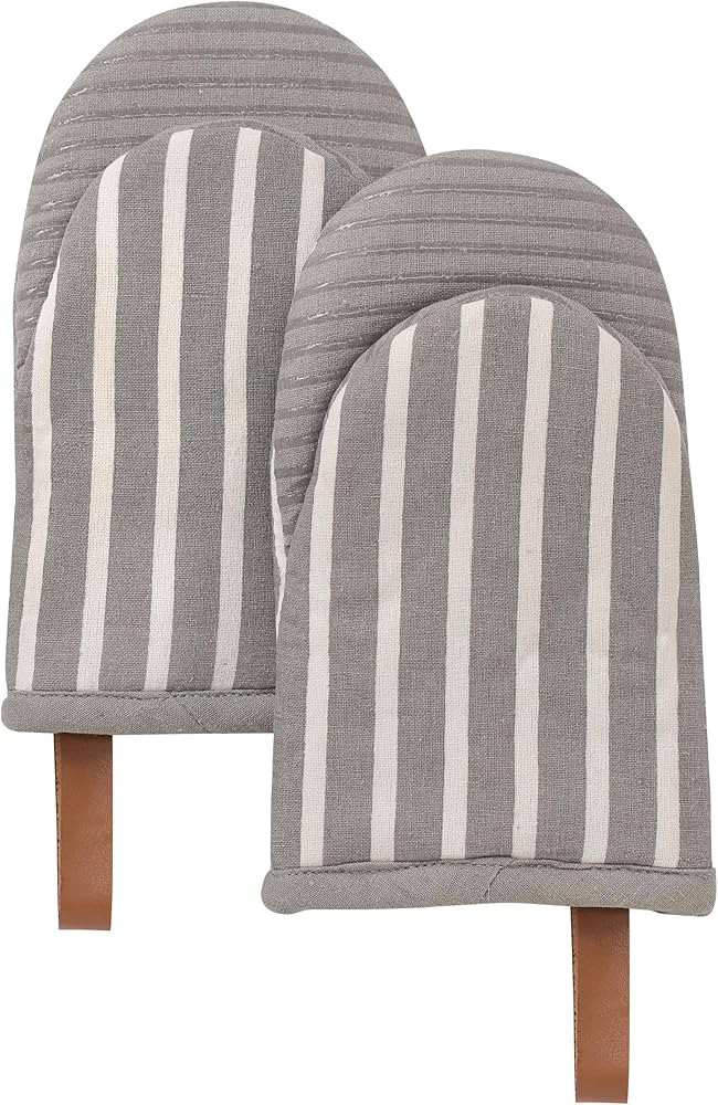 Folkulture Mini Oven Mitts Heat Resistant | (5.75 x9) Set of 2 White Short Oven Mitts with Hangin... | Amazon (US)