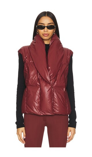 Balou Bodywarmer in Vino Rosso | Revolve Clothing (Global)