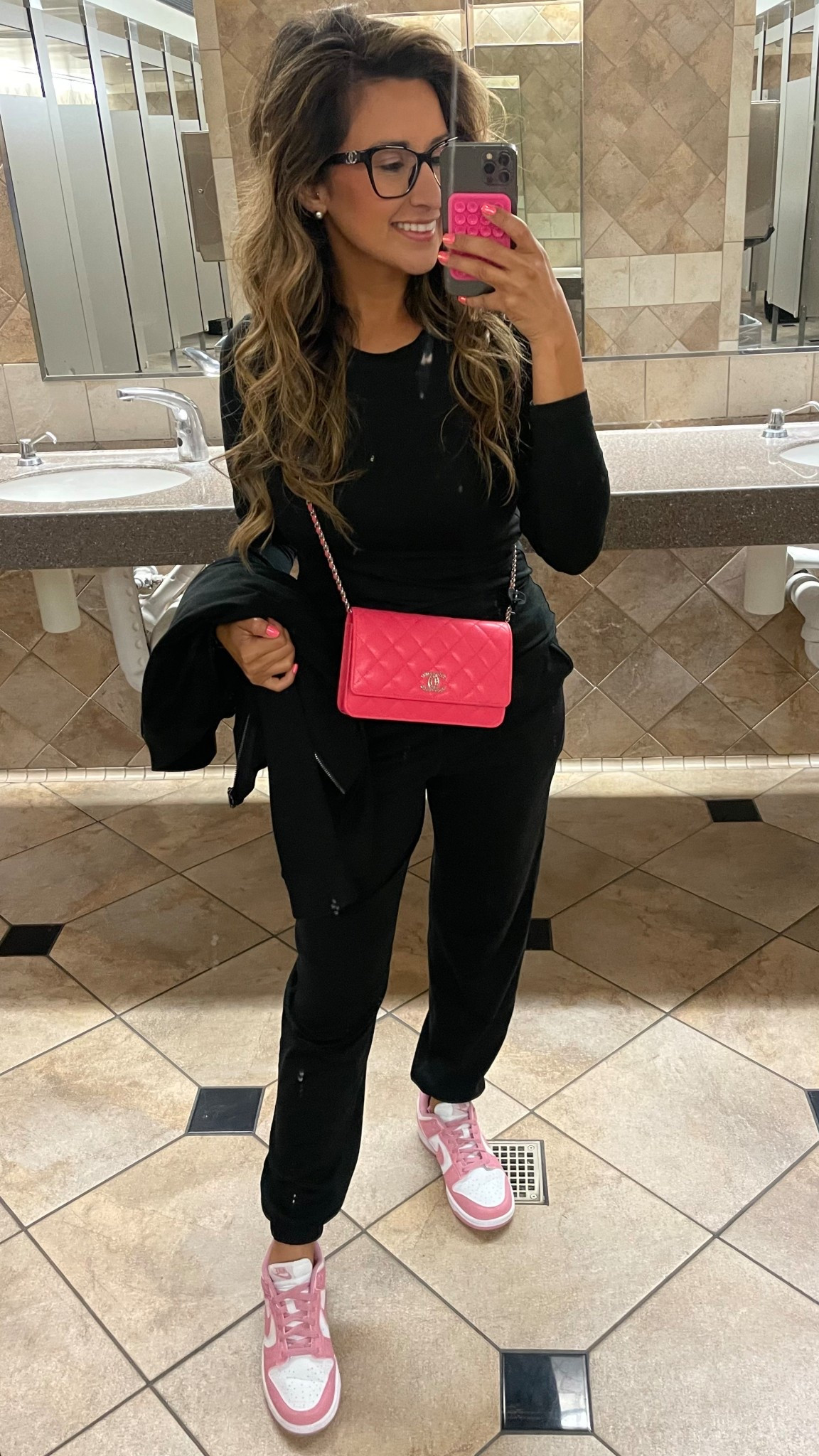 dirty mirror ✨

#LTKShoeCrush #LTKItBag #LTKTravel