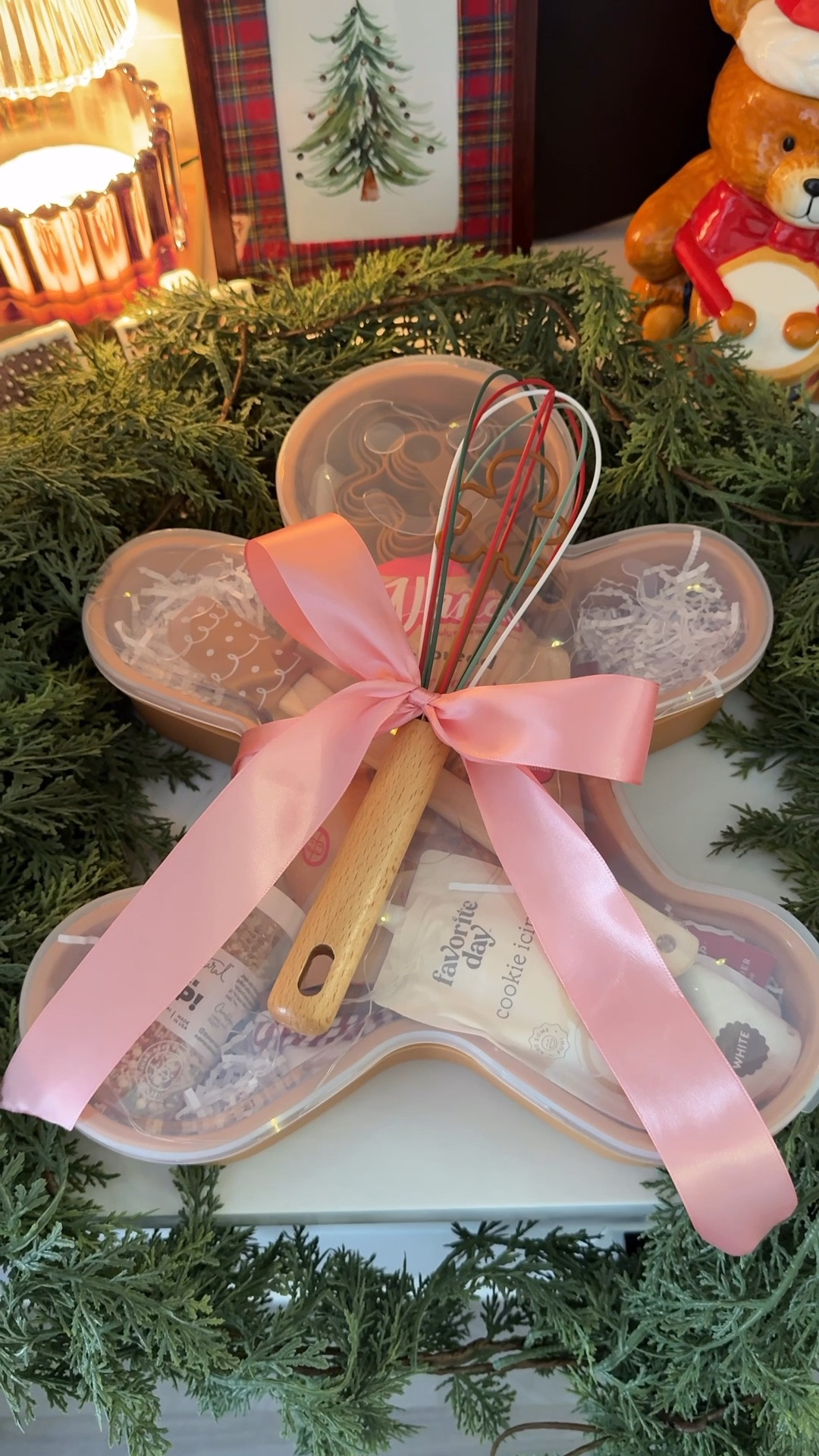 Bake memories box 

Baking, gingerbread, gift ideas 

#LTKGiftGuide #LTKHoliday