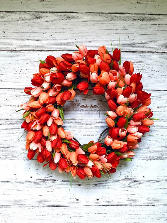 Coral and Red Tulip Wreath, Valentines Wreath, Spring Wreath | Etsy (US)