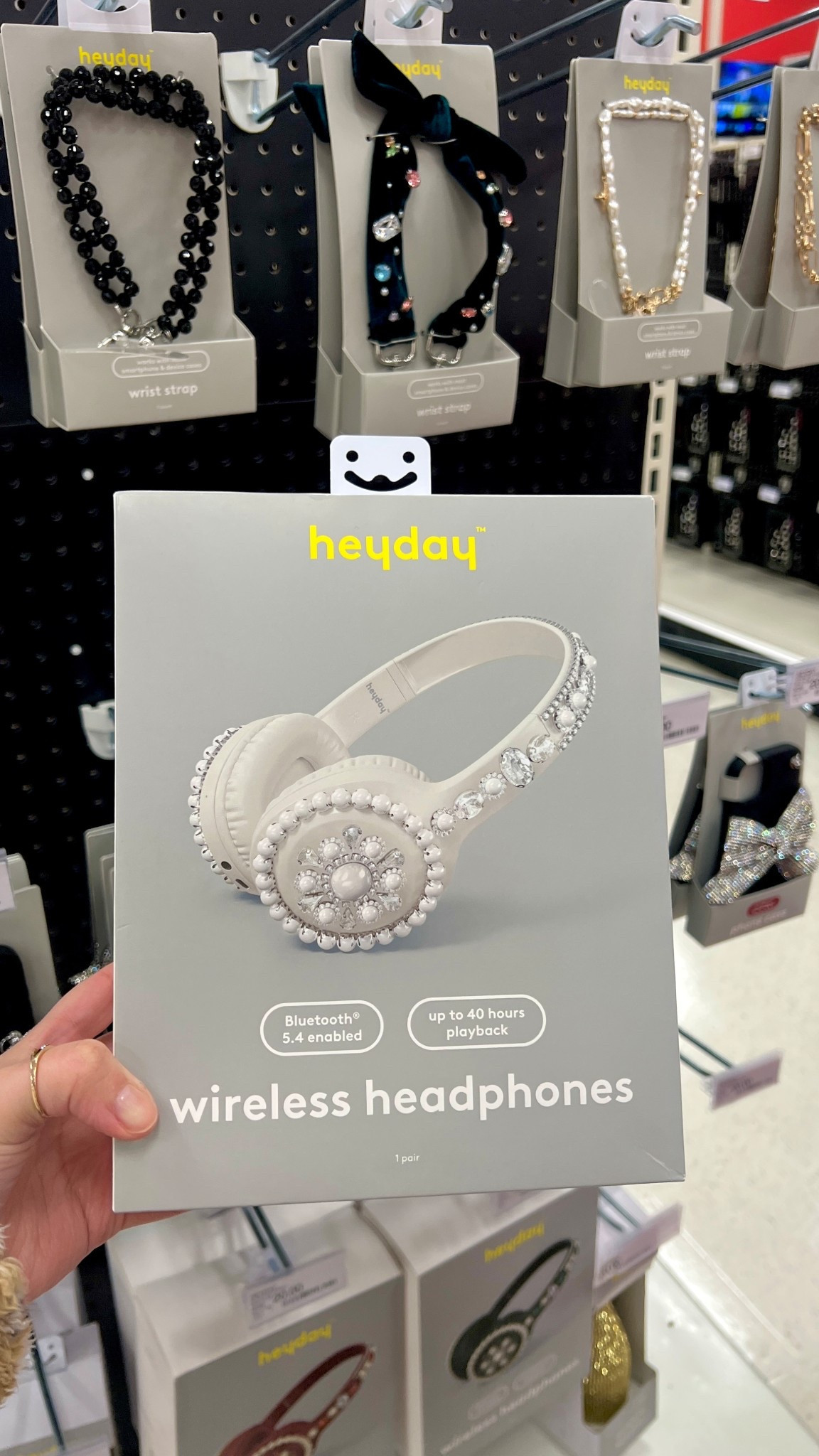 On sale for 30% off  Embellishment Over the Ear Headphones - heyday™


#LTKSaleAlert #LTKGiftGuide #LTKCyberWeek