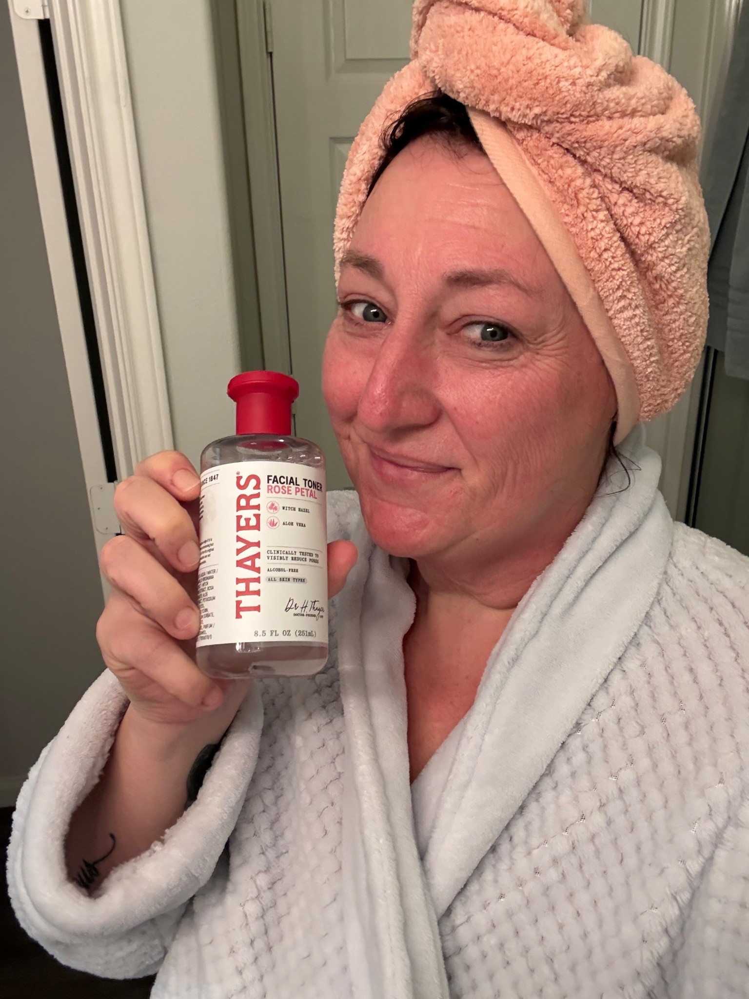 Nightly non-negotiable 🌙
A few swipes of Thayers Rose Petal Toner and my skin feels clean, calm, and balanced before bed. Simple routines > complicated ones.

#LTKBeauty #LTKselfcare