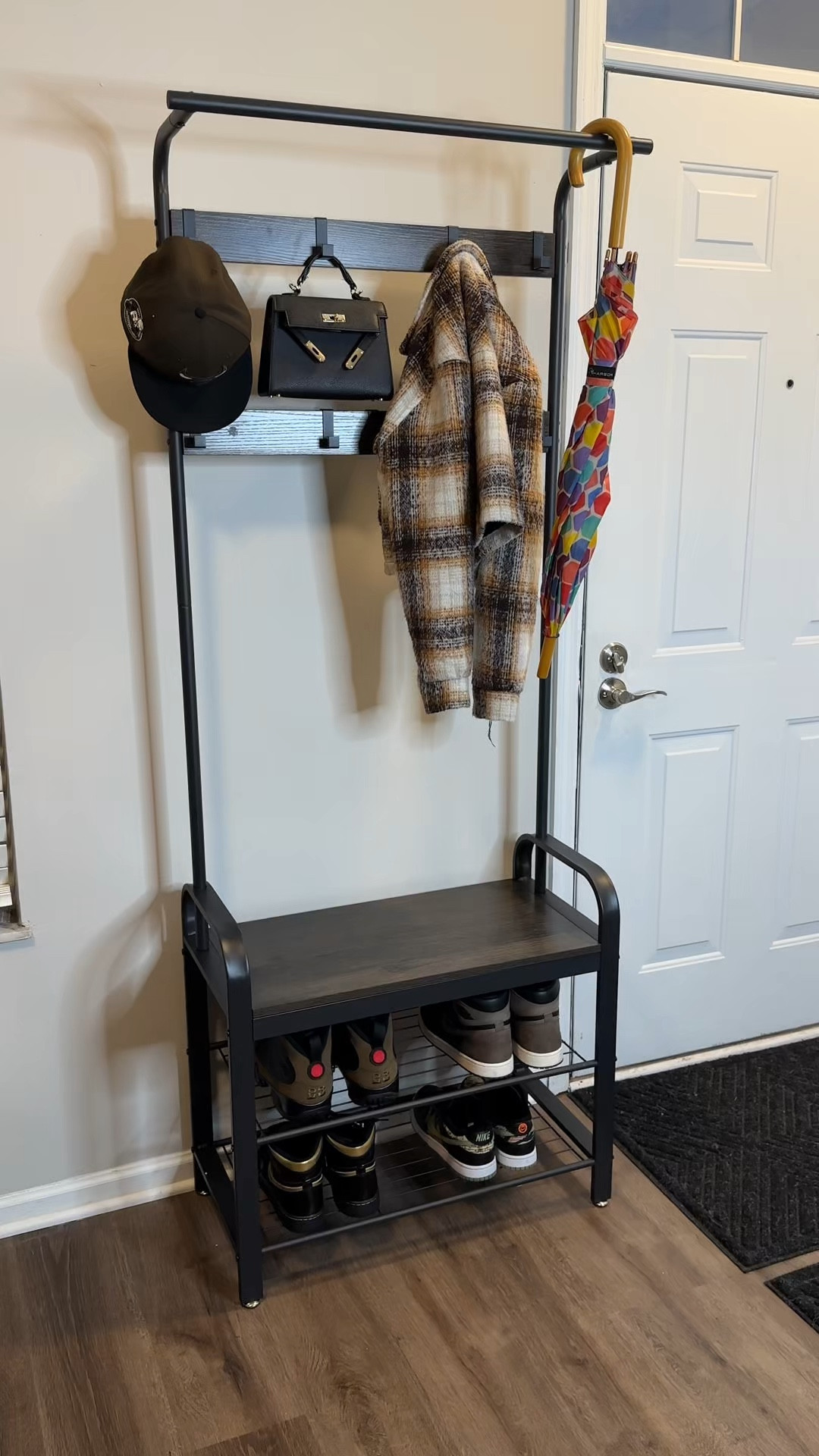 Clutter free entryway😍

#LTKFamily #LTKWatchNow #LTKHome