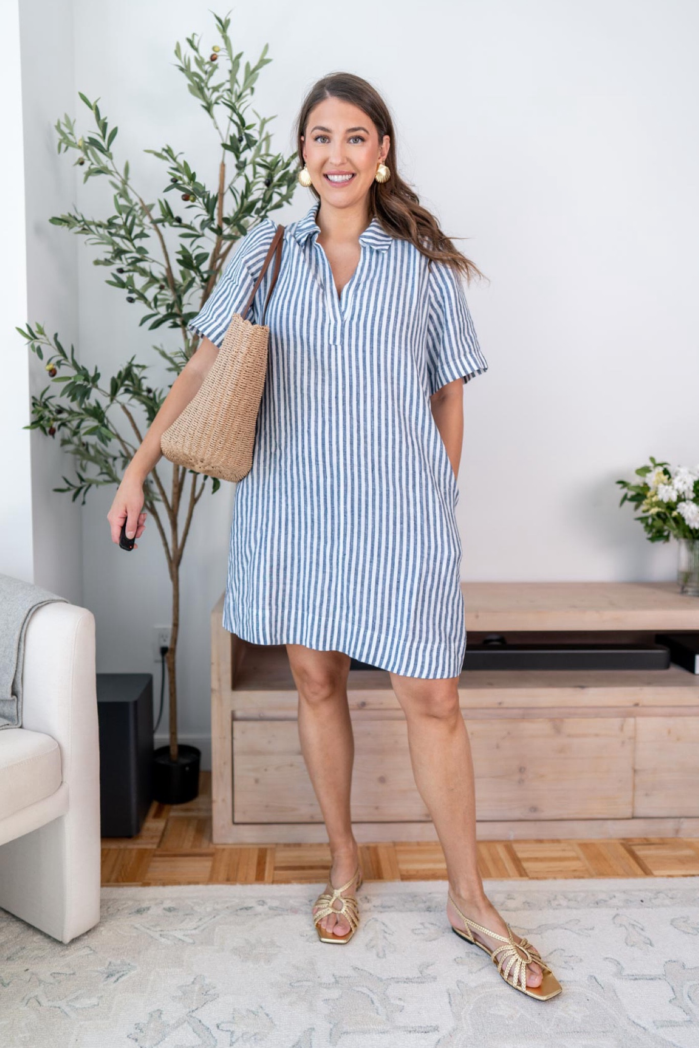 J crew linen shirt style dress with stripe detail. 100% linen so soft and comfortable to wear 



J crew dress | j crew summer | j crew finds | summer dress | midsize dress | linen dress | striped dress 

#LTKStyleTip #LTKSeasonal #LTKMidsize