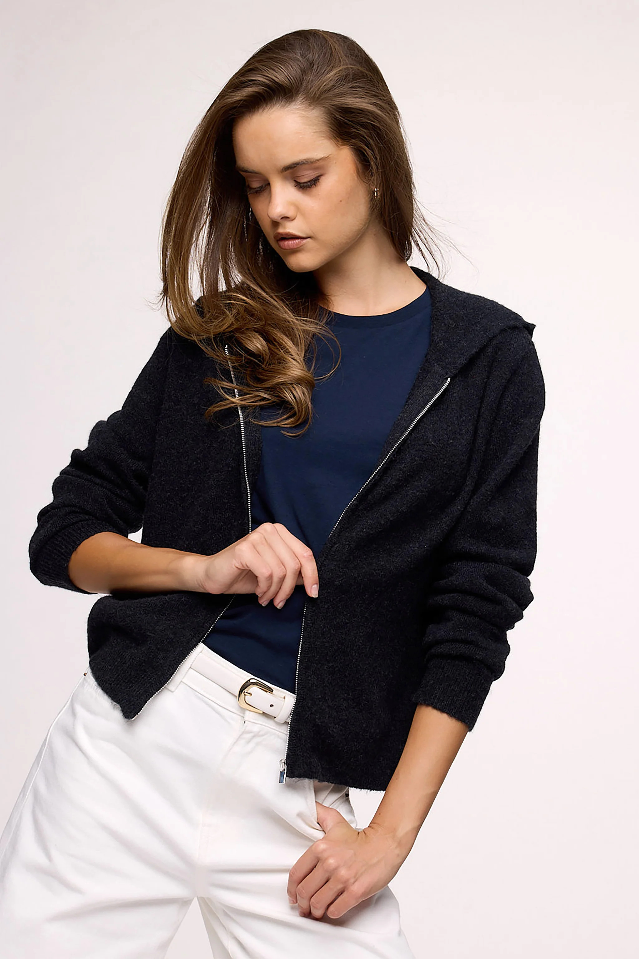 Cozy Knit
      
    
  
  Zip-Up Cardigan | nuuds