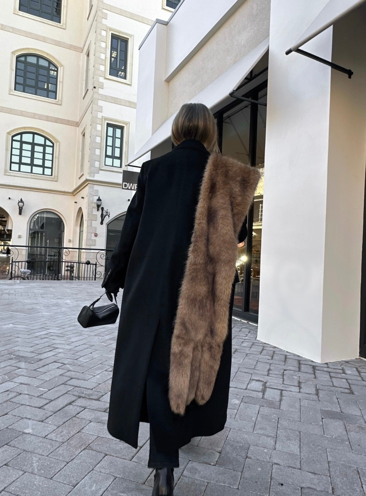 My love affair with black is going strong 🖤

#LTKHoliday #LTKSeasonal #LTKootd