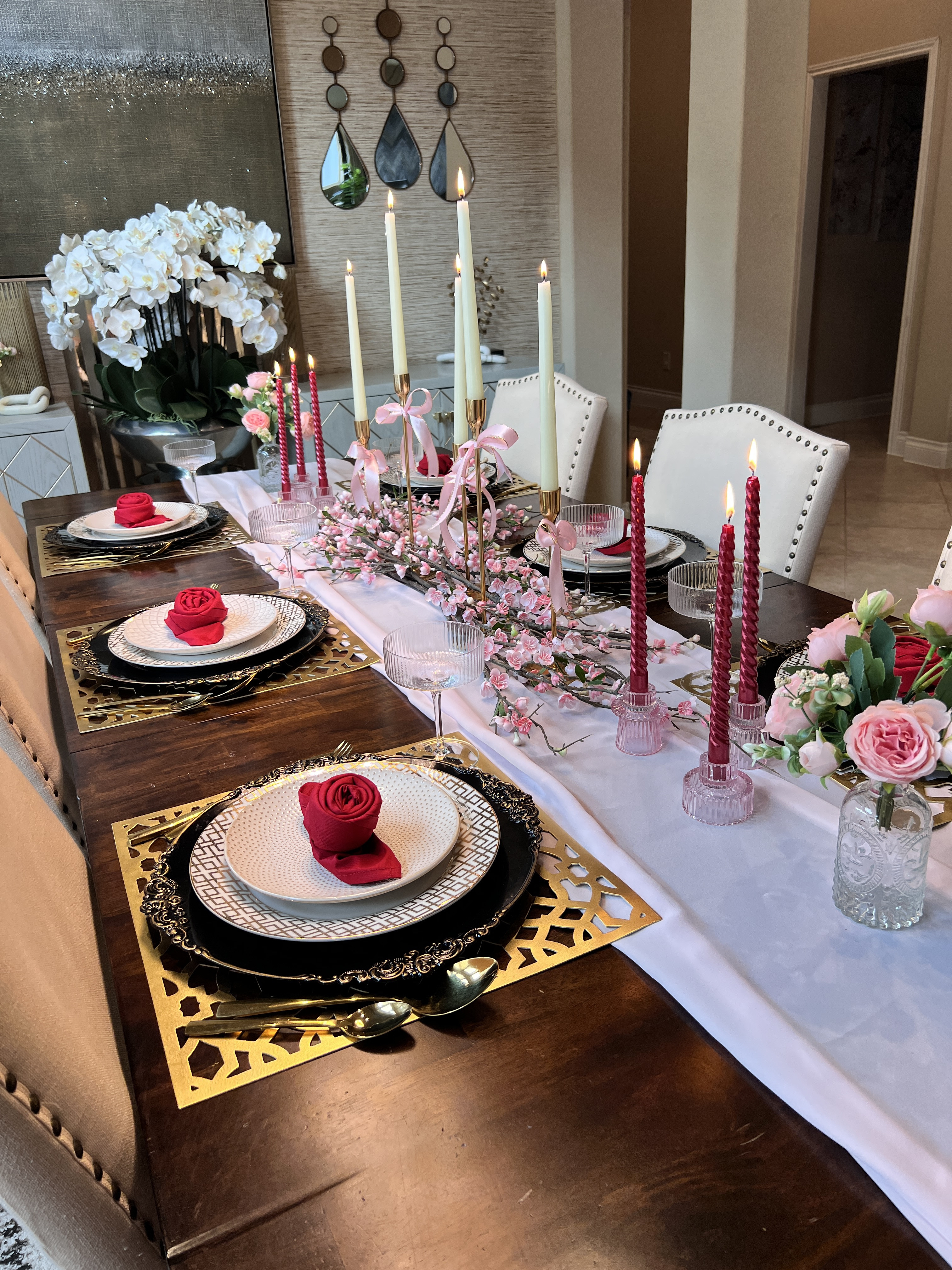 Beautiful table setting to celebrate all your girl friends 😍

#LTKMostLoved #LTKHome #LTKParties