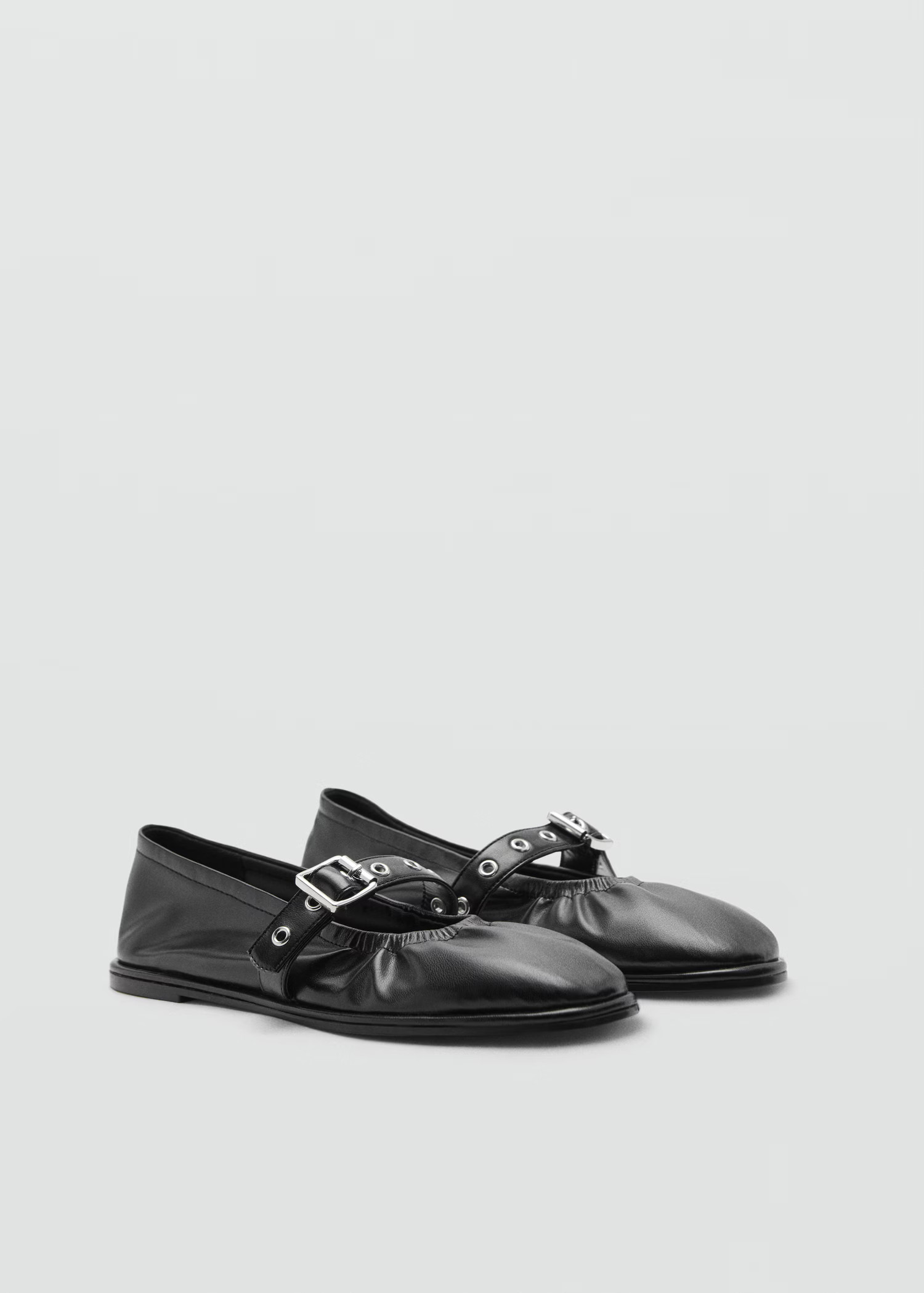 Round-toe ballerina shoes with buckle - Woman | MANGO United Kingdom | MANGO (UK)