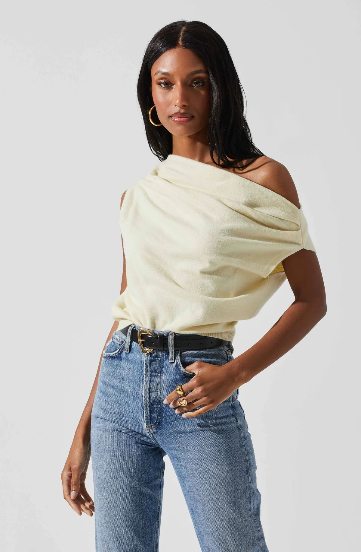 Devin Sleeveless One Shoulder Sweater | ASTR The Label (US)