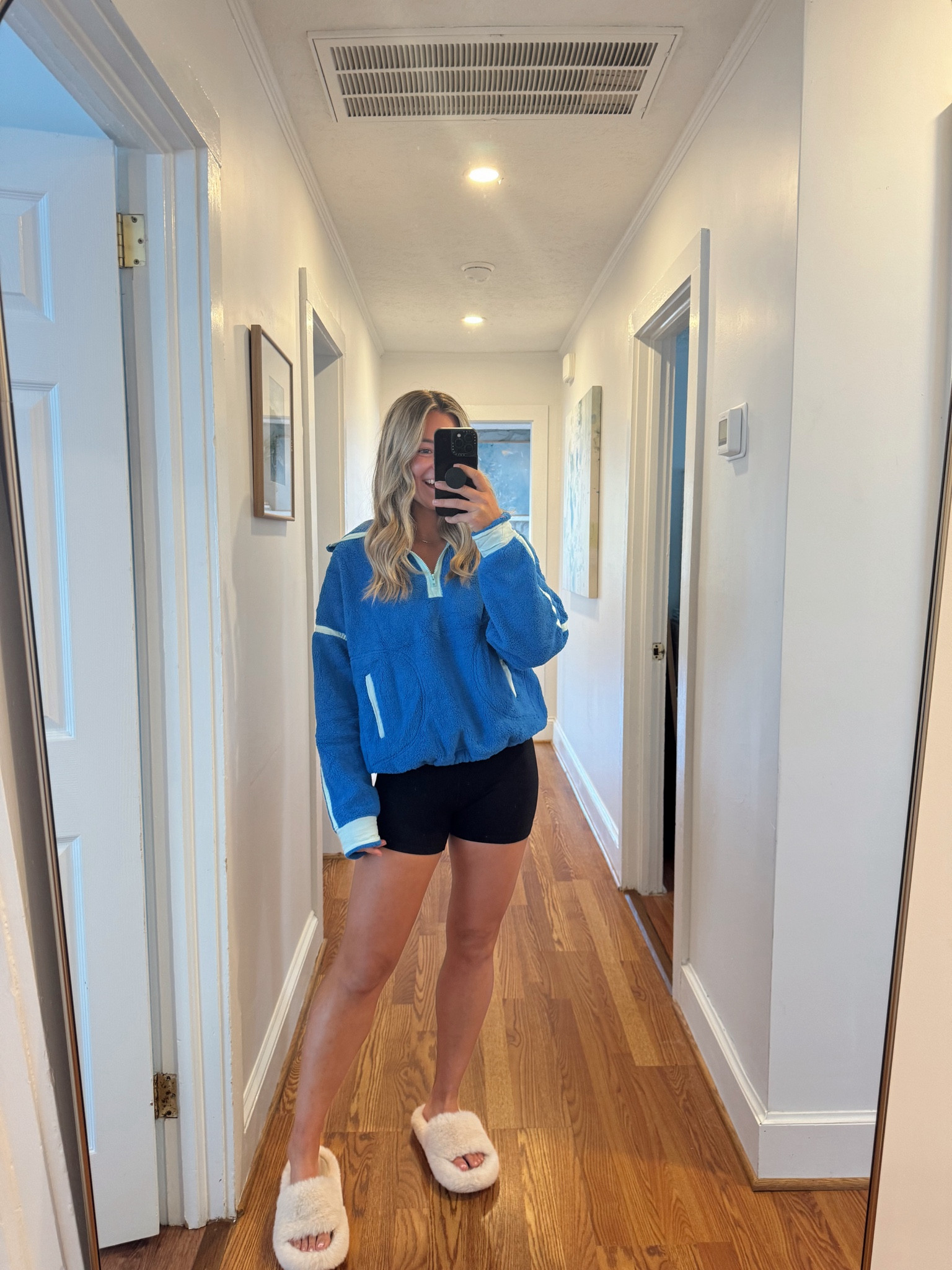 Obsessed with this blue Amazon half-zip Sherpa 💙 Free People inspired, but way more affordable! Wearing size M – comes in so many colors. #AmazonFinds #LTKunder50 #CozyStyle #SherpaSeason #FreePeopleDupe

#LTKStyleTip #LTKSeasonal #LTKFindsUnder50