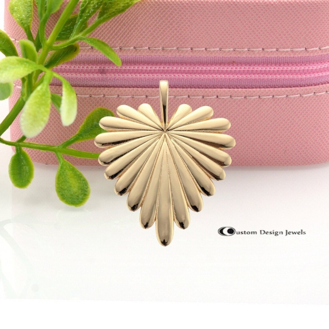 14K Gold Fluted Heart Pendant, Solid Gold Fluted Heart Pendant, Designer Fluted Heart Pendant, Su... | Etsy (US)