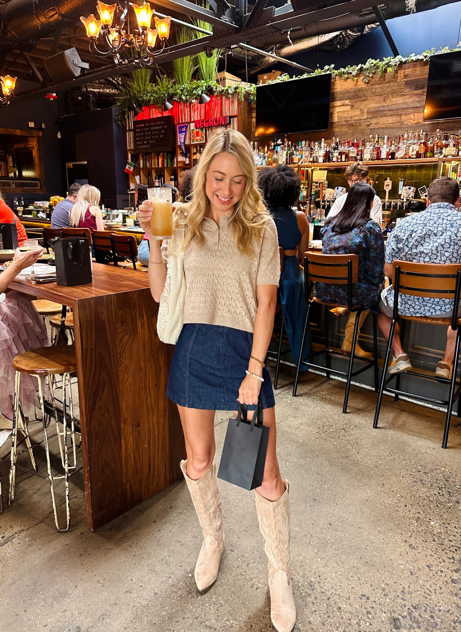 My top is on sale for only $18 today originally $30!! I love this short sleeve fall sweater. It comes in one other color which is a cool green! This is a Target Circle daily deal so don’t miss it! #targetcircle #targetdeals #targetstyle #targetcircleweek #falloutfit 

#LTKSaleAlert