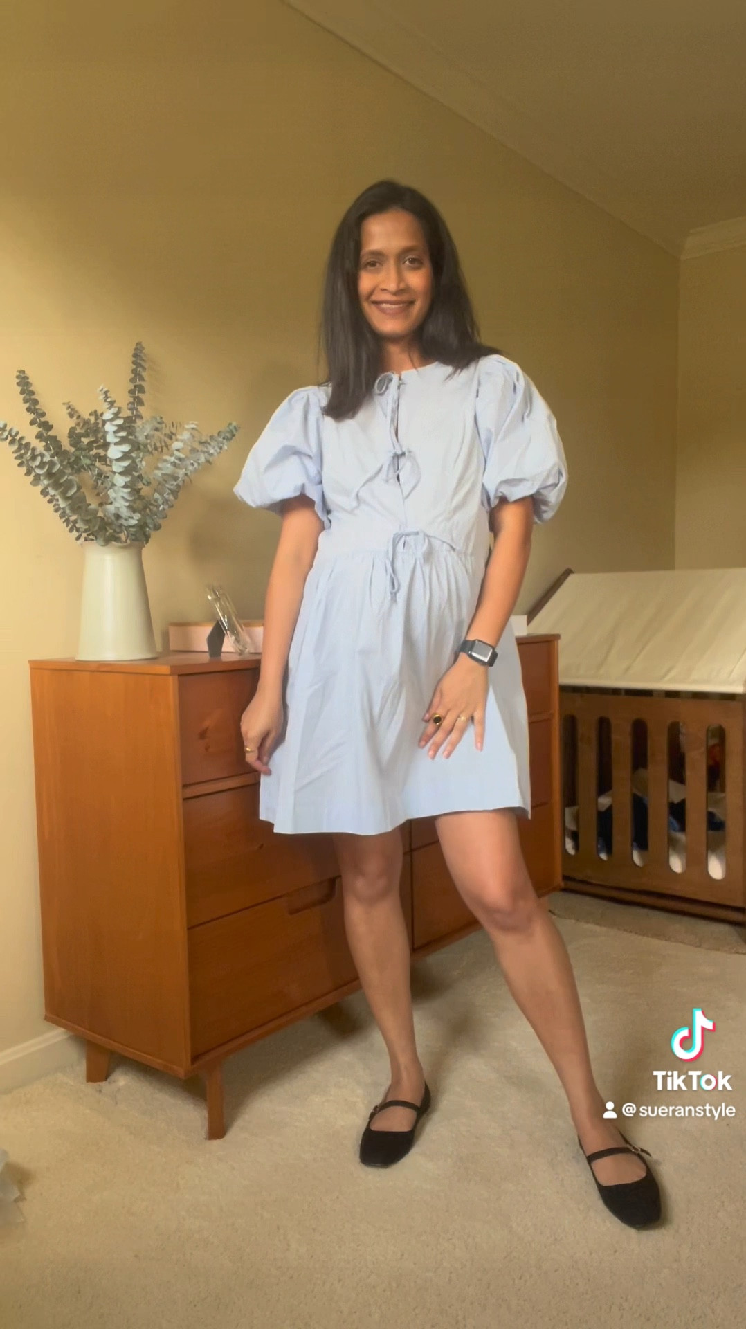 Love this bow-tie dress! Which Mary Jane flats would go!?!
#hm

#LTKStyleTip #LTKBaby
