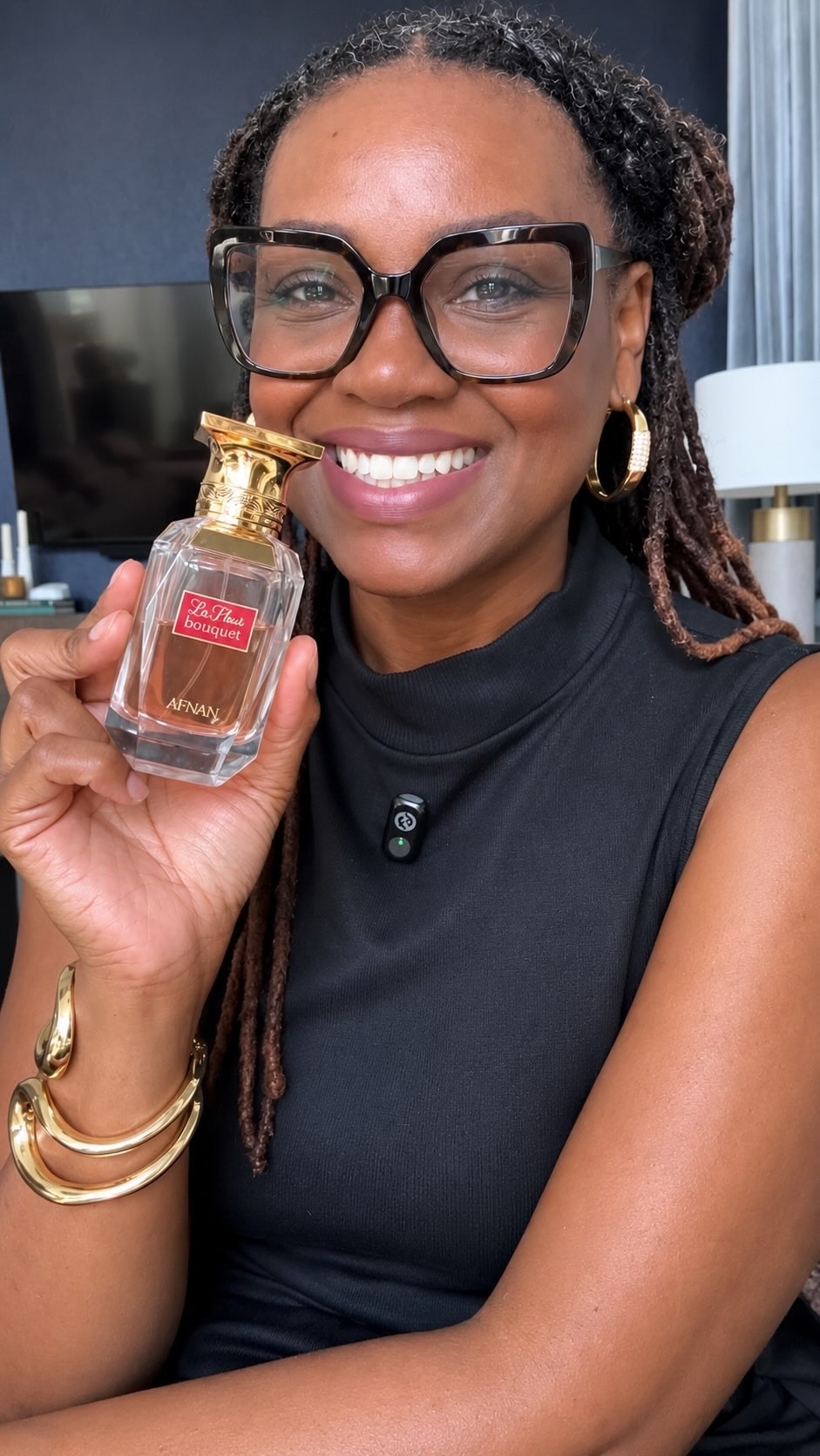 If you like to smell expensive without breaking the bank and you love a super feminine fruity floral perfume you might enjoy @afnanperfumes La Fleur Bouquet. 

This is a great find that you can get right off of Amazon and it’s their interpretation of an almost $400 perfume that I love called Fleur Narcotique. 

It’s got notes of Jasmine, Bergamont, Peony, Litche, Peach that mix together and make this ultra feminine, sweet and soft floral. 

It’s perfect for office wear, running errands, doing soft girl stuff during the day, and is just an over all easy reach. 

As you can see I love my bottle and with the performance you wouldn’t believe that you can get it for less than $35. 

I’ve got it linked up above in my bio or down below in the comments. 

This one is def worth the buy. 

If you get it be sure to come back and let me know what you think!!!! 

#perfumereview #affordablefragrance #afnanperfume #floralperfume #perfumeforwomen