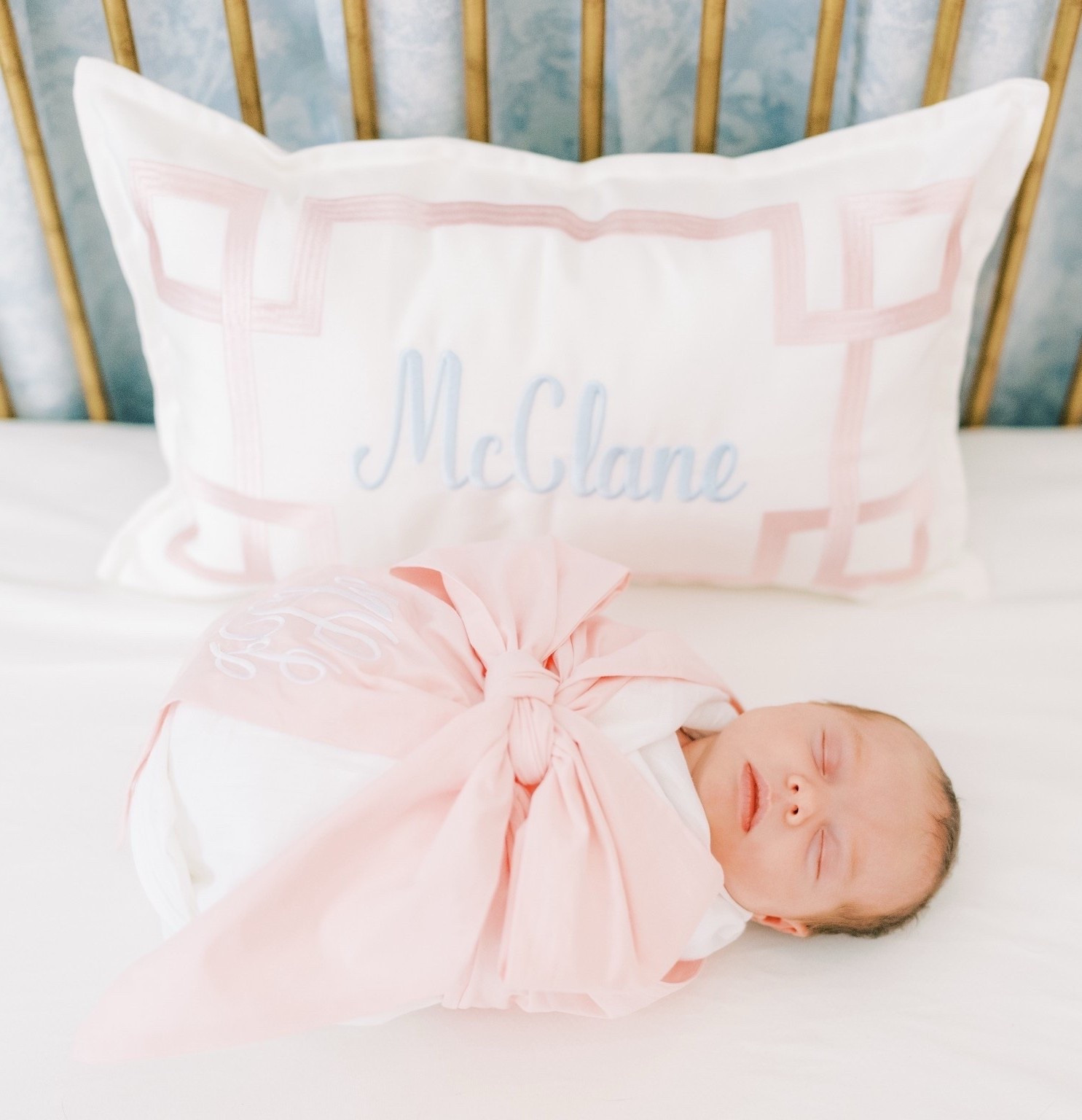 Newborn photos in the sweetest swaddle bow #newbornpictures #bowswaddle #monogram

#LTKBaby #LTKmomlife