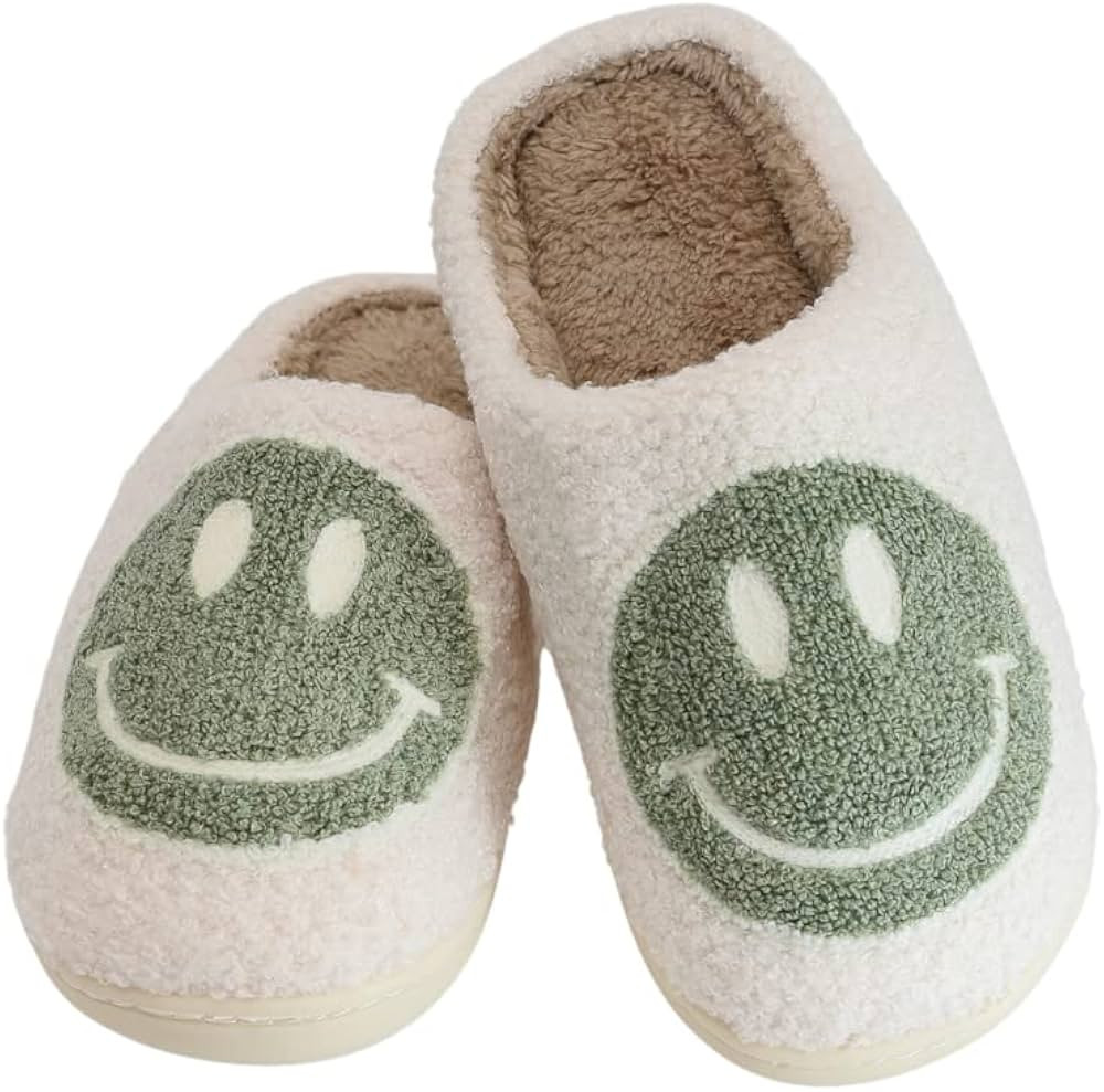 CHATTE Retro Smiley Face Comfort Indoor Outdoor Cozy Trendy Slip-On Slipper | Amazon (US)