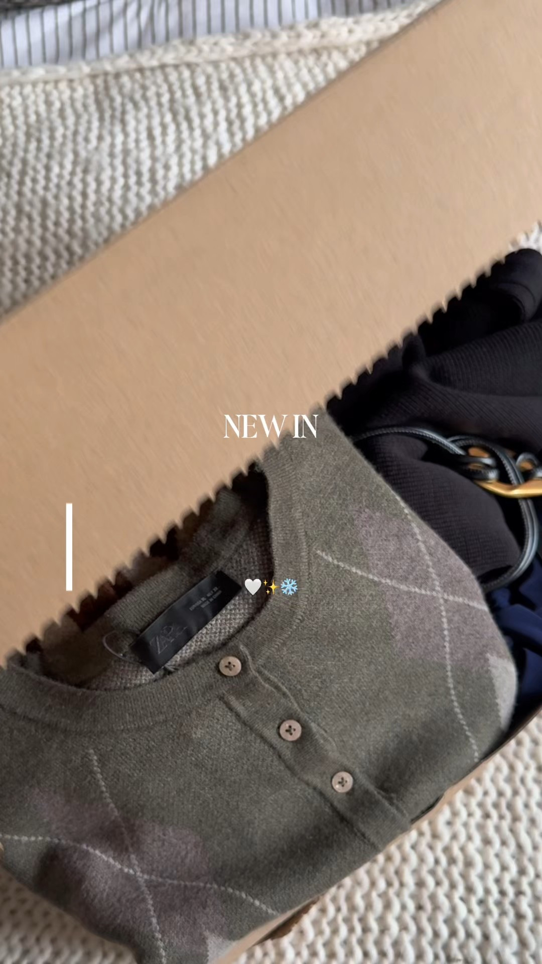 NEW IN ZARA unboxing 🤍✨❄️

#LTKCyberWeek #LTKwinter