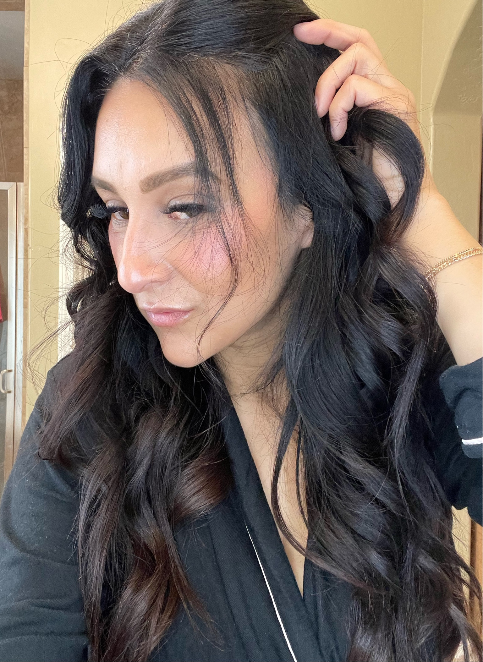 I use DIVI shampoo and conditioner once a week 
I use head ams shoulder once a week too! 

Serum 4 days  out of week dry hair 

BIGGEST GAME CHANGER I was my hair every 5 days & alternating shampoos (use head in shoulders) when my hair is extremely dirty 