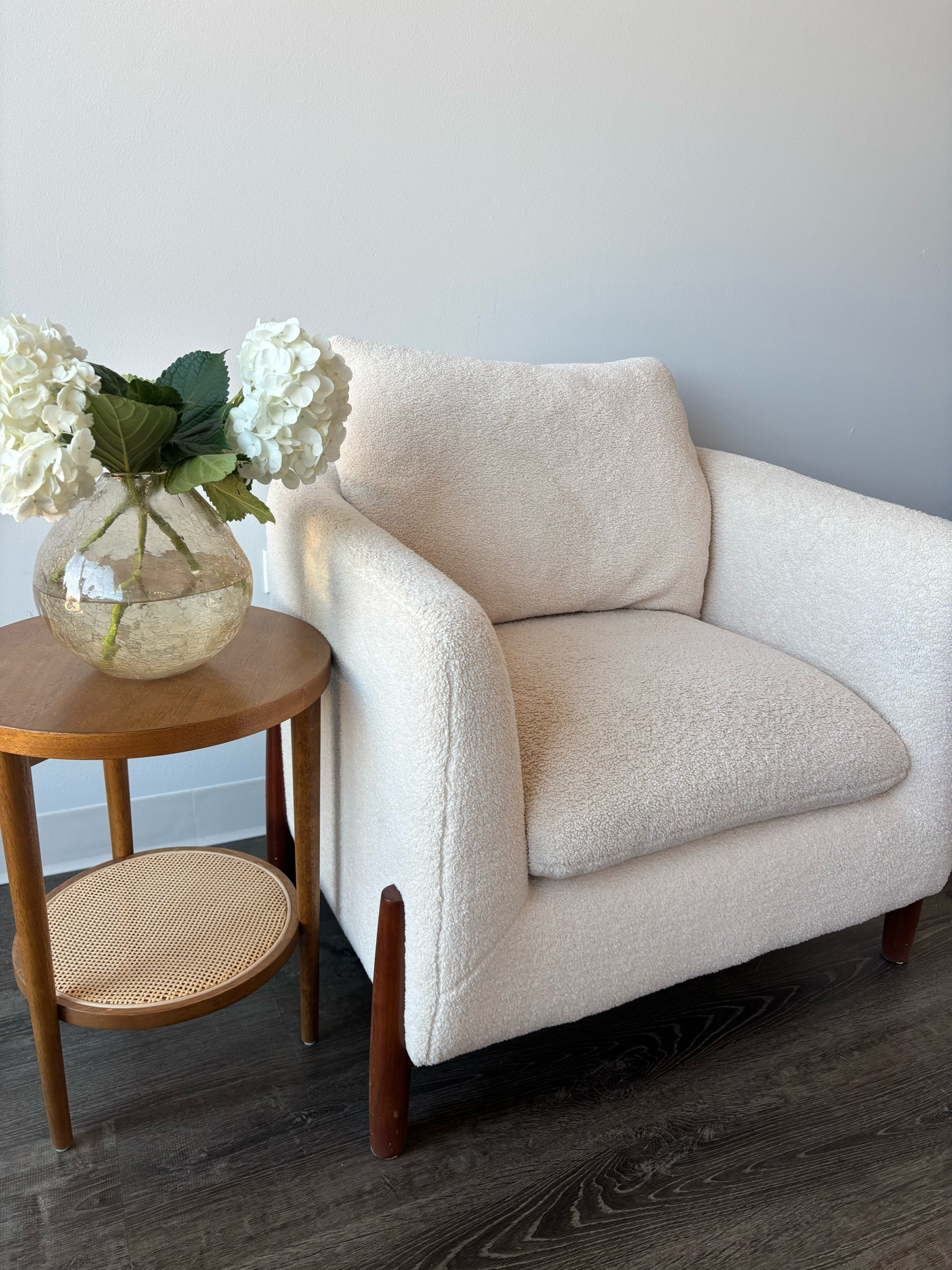 So obsessed with my accent chair from Target, looks like CB2!!