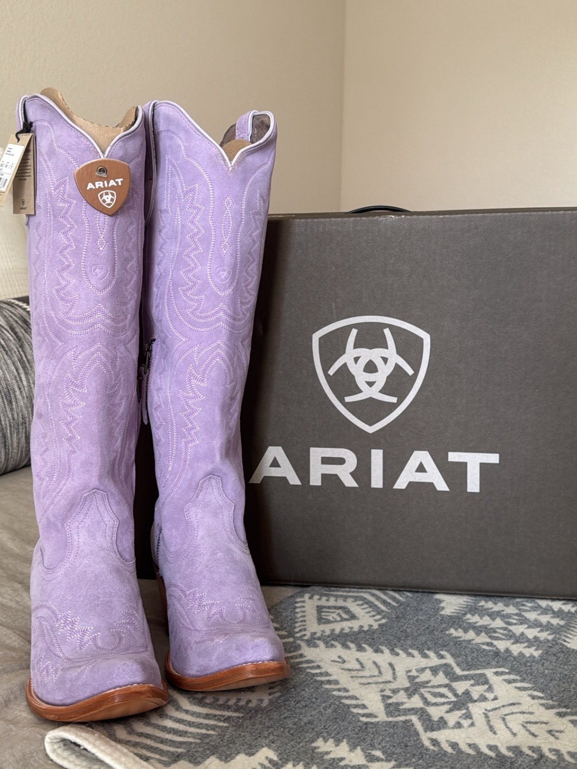 Lavender Ariat Casanovas 

#LTKShoeCrush #LTKU #LTKSeasonal