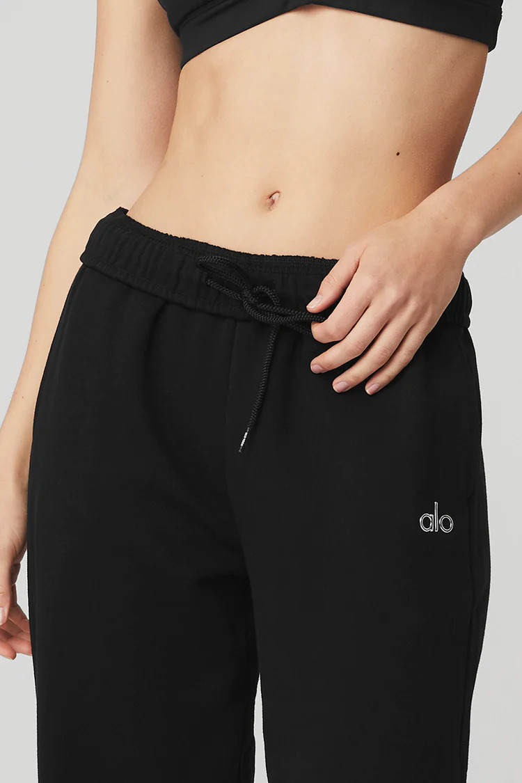 Accolade Straight Leg Sweatpant - Black | Alo Yoga (US)
