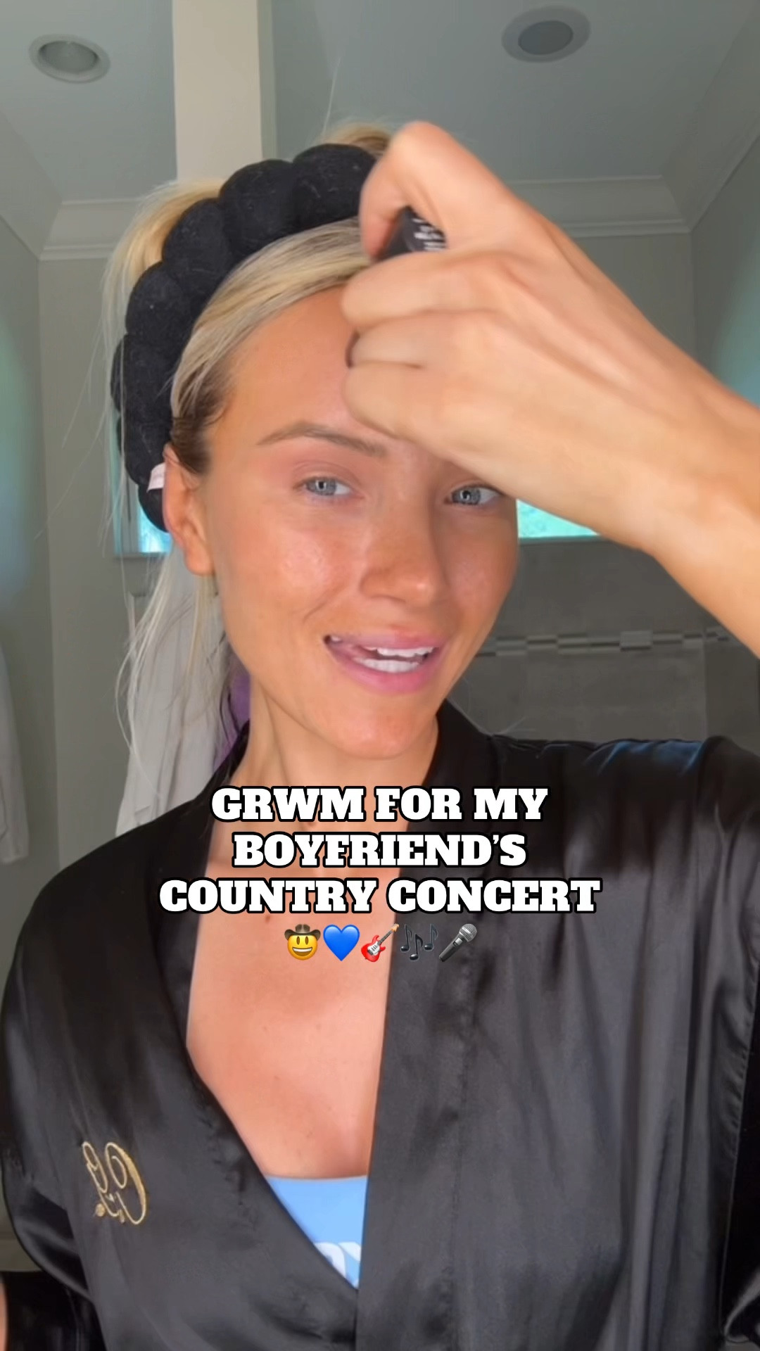 GRWM Country concert 

Lip combo 
Lip liner: 09 luxurious mauve 
Lipstick: 168 pink chiffon
Lip Gloss: 35 creme brulee 

#LTKFindsUnder50 #LTKWatchNow #LTKBeauty